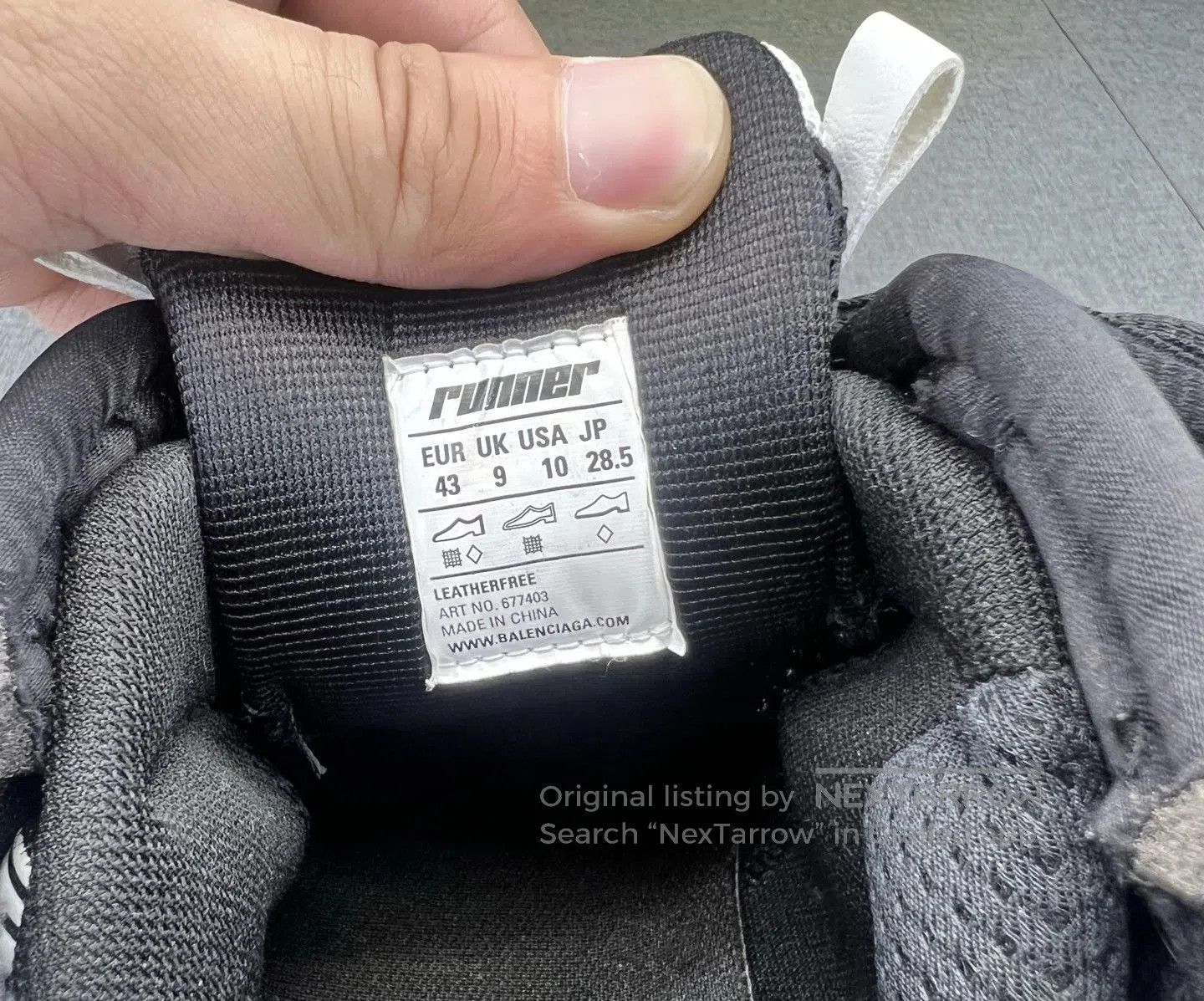 Balenciaga Balenciaga Runner Black and White Sneakers. Size US 10 / EU 43 - 8 Thumbnail