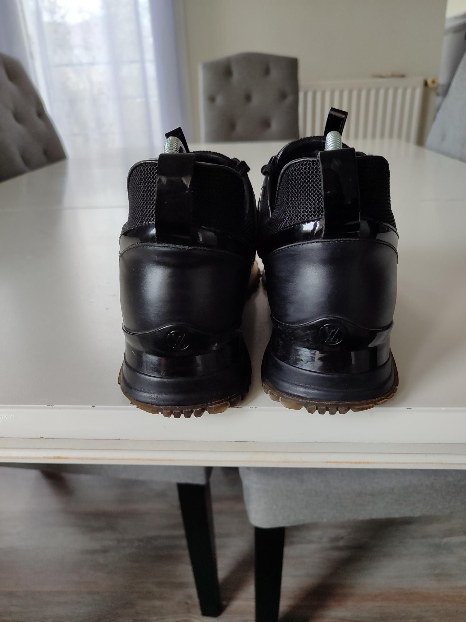 Louis Vuitton BASKETS LOUIS VUITTON RUN AWAY Size US 7 / IT 37 - 2 Thumbnail