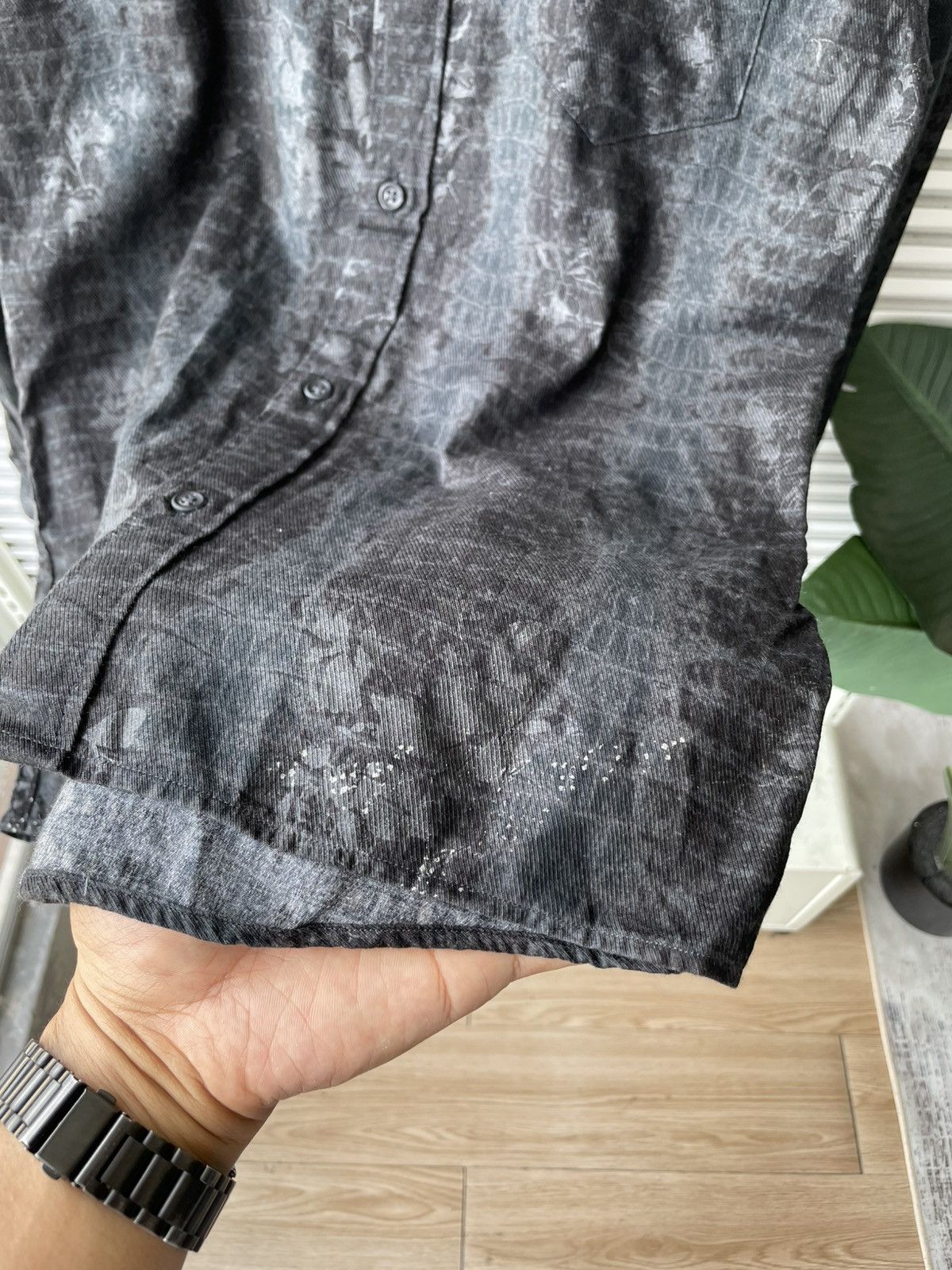 Japanese Brand × Tornado Mart Tornado Mart Snake Skin Design Button Ups Size US M / EU 48-50 / 2 - 4 Thumbnail