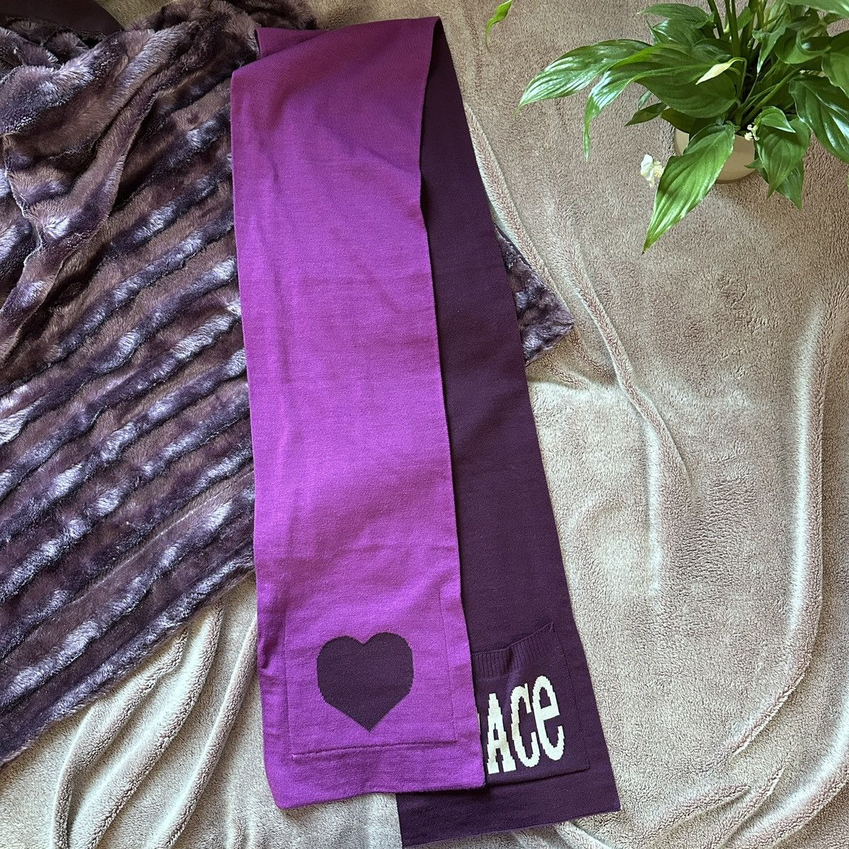 Designer Jonathan Adler Peace Love Scarf Muffler Designer Usa Luxury Size ONE SIZE - 10 Thumbnail