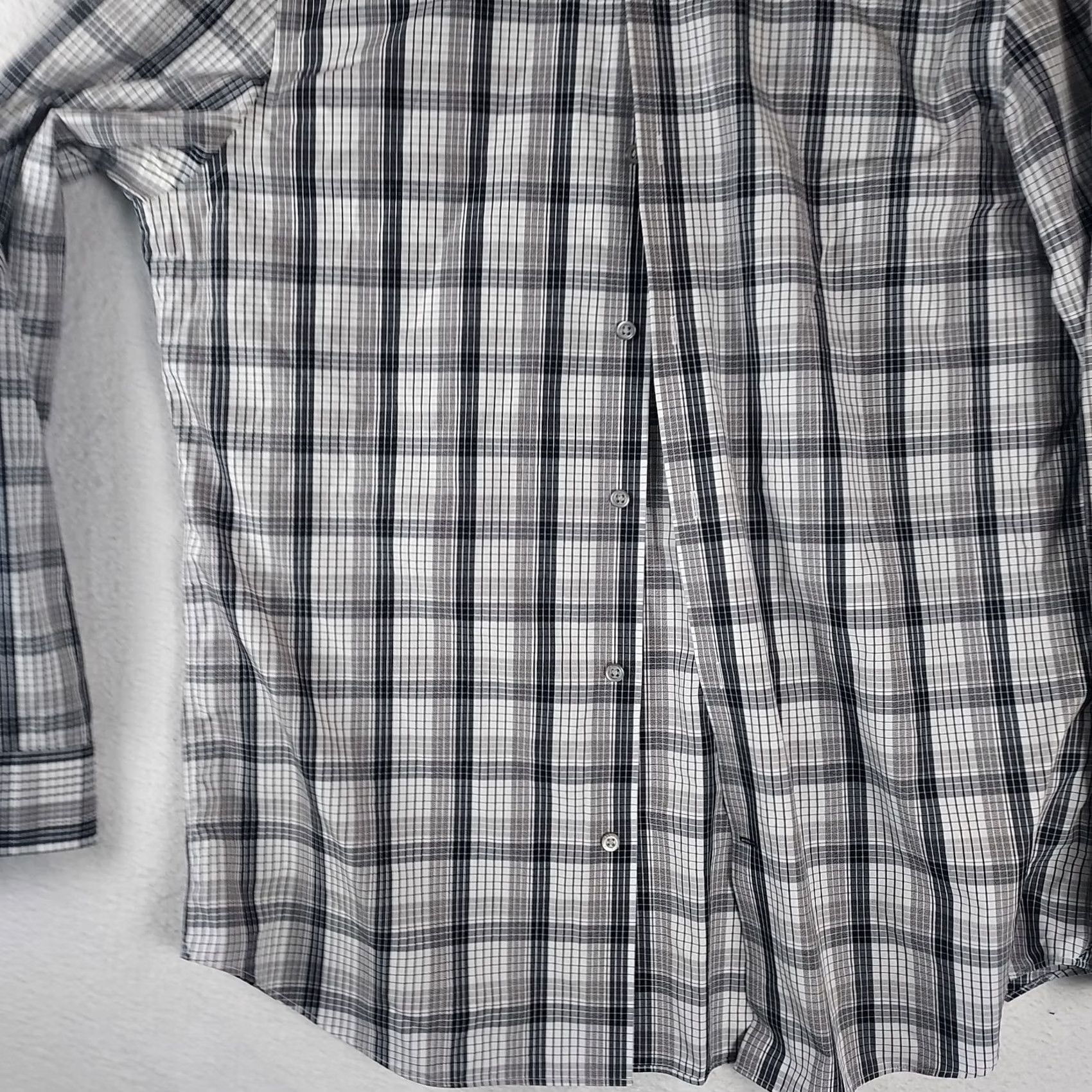 Banana Republic Banana Republic Shirt Mens L Camden Fit Non-Iron Plaid Cotton Button-Up Gray Size US L / EU 52-54 / 3 - 3 Thumbnail
