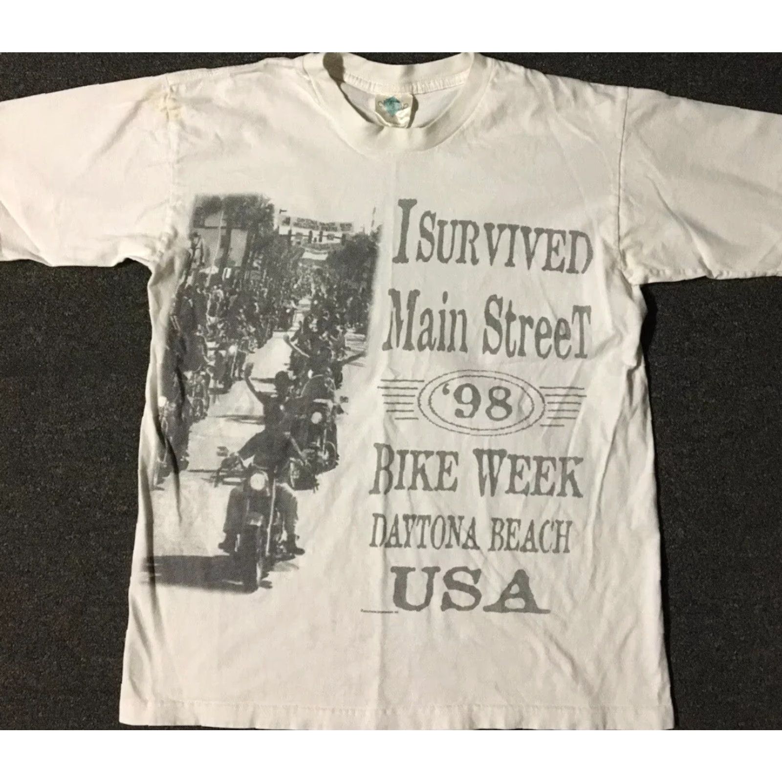 Gloverall VINTAGE 90s I Survived Daytona Beach Bike Week Shirt S Florida Biker Grunge Harley Davidson Sturgis White Graphics Tee Mens Size US S / EU 44-46 / 1 - 2 Thumbnail
