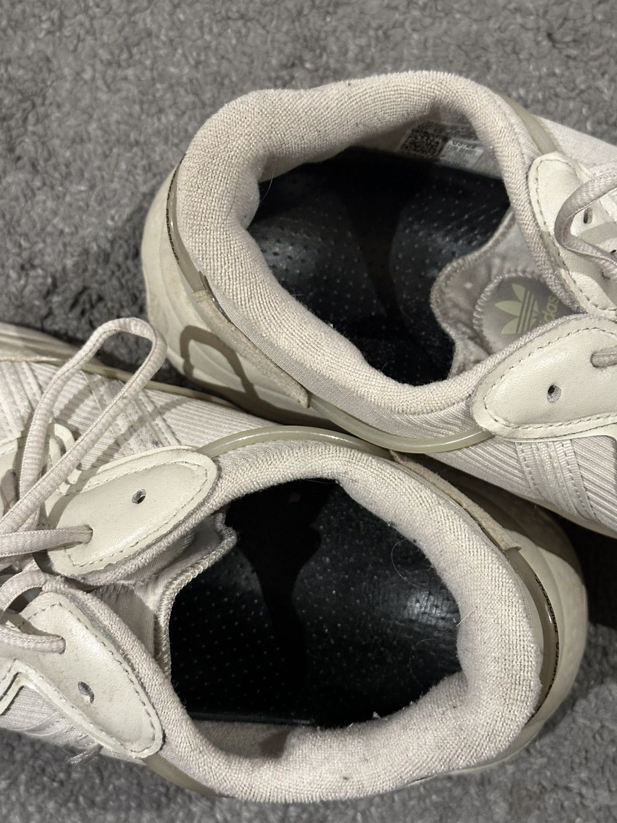 Adidas Adidas Ozweego Chalk White / Clear Brown Size US 12 / EU 45 - 4 Thumbnail