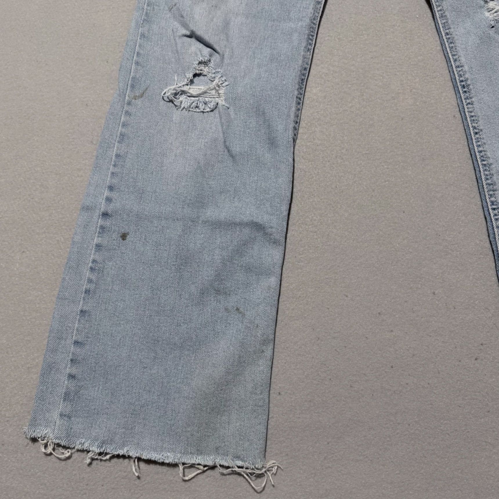 Levi's Levi’s Jeans Women Blue Distressed Bootcut 30x32 Denim Y2K Vintage? No - 30x32 Size 30" / US 8 / IT 44 - 5 Thumbnail