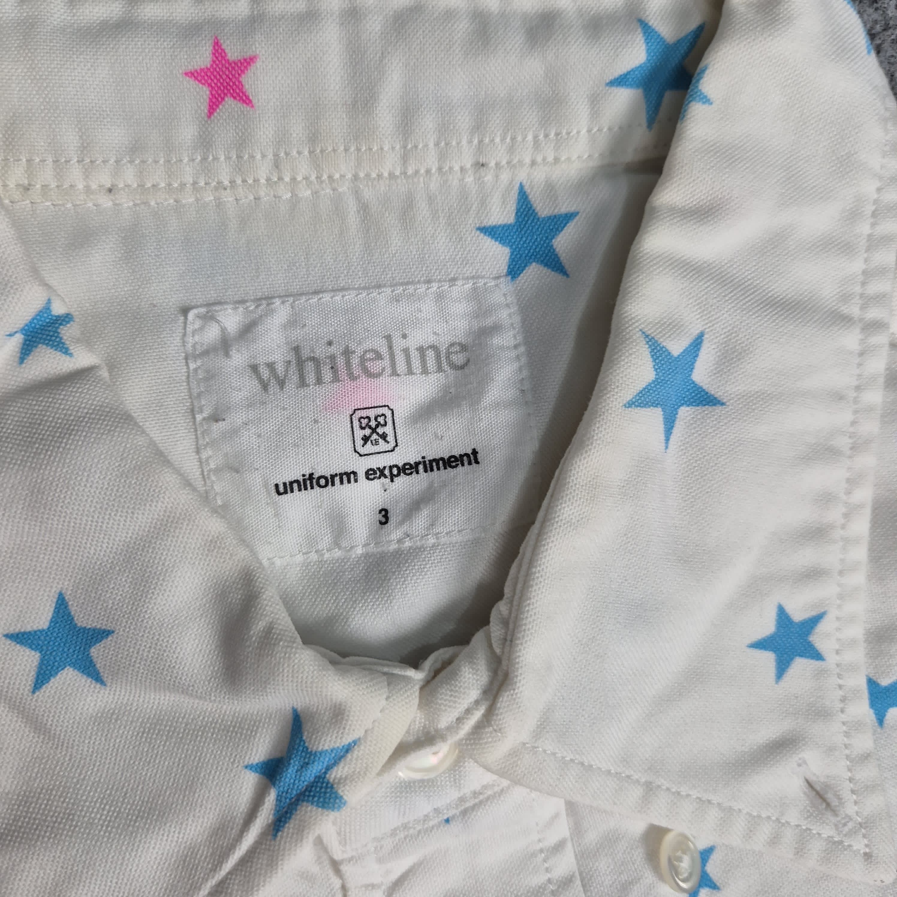 uniform experiment Uniform experiment x fragmen design shirts Size US M / EU 48-50 / 2 - 6 Thumbnail