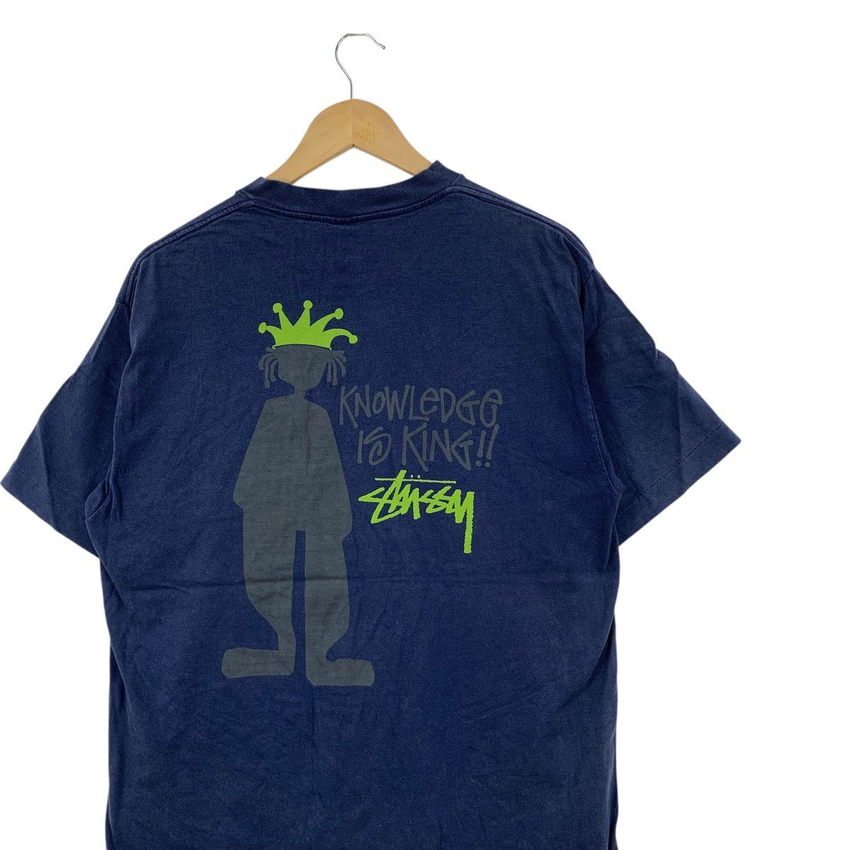 Stussy Vintage 90s STUSSY KNOWLEDGE IS KING Skateboard Tee Shirt Size US L / EU 52-54 / 3 - 7 Thumbnail