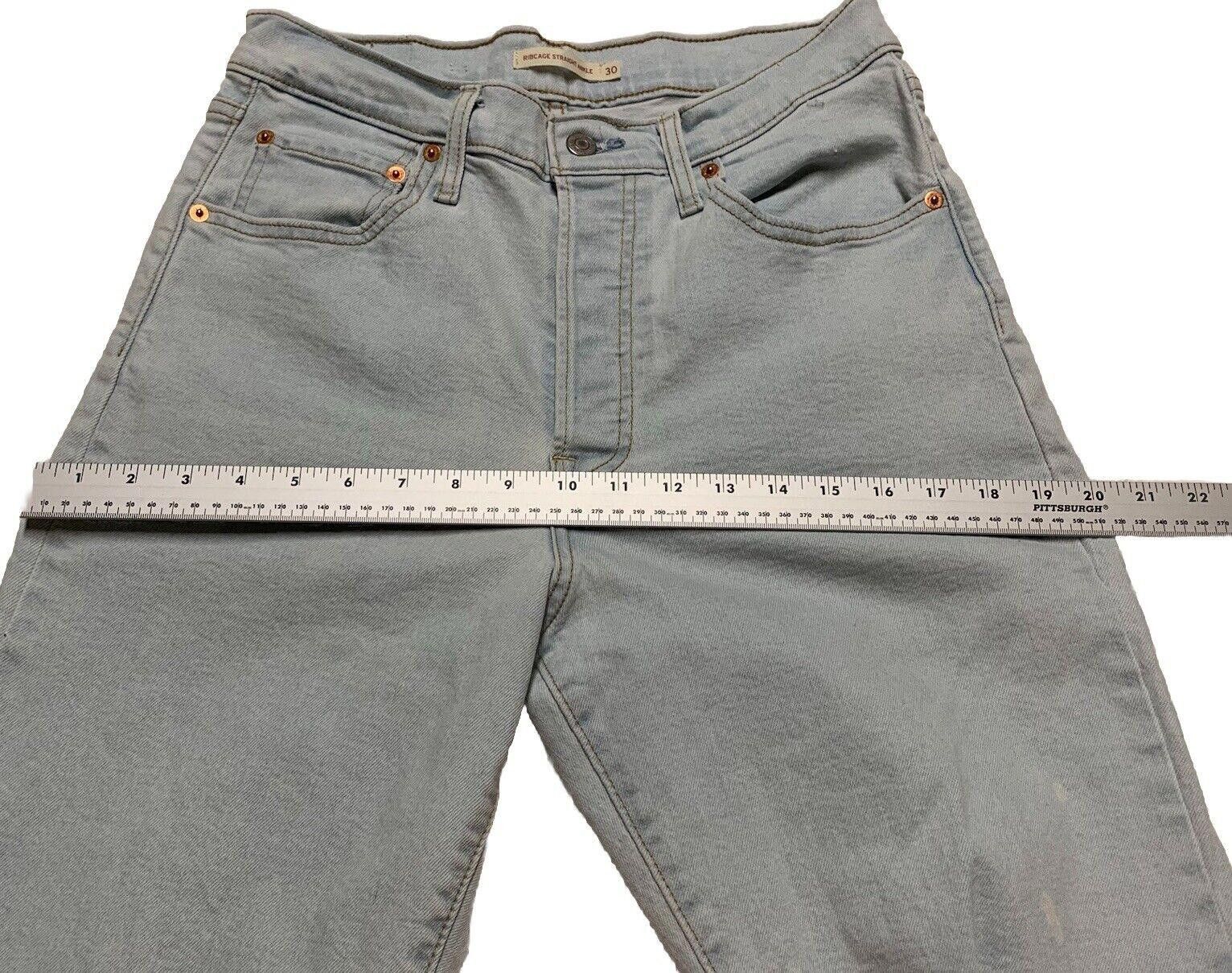 Levi's Levi's Jeans Women's 30x27 light Blue Taper Ribcage Size 30" / US 8 / IT 44 - 12 Thumbnail