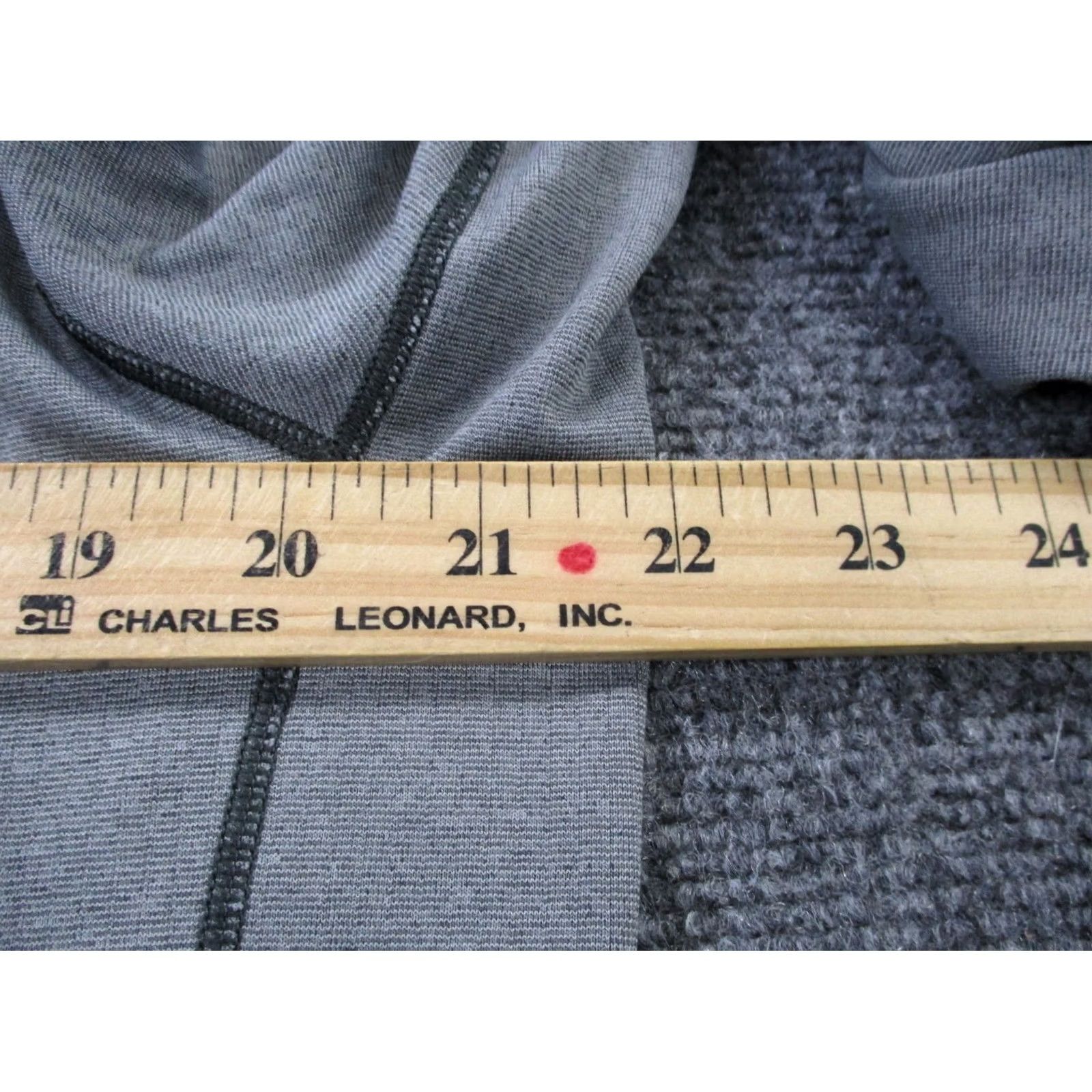 Patagonia Patagonia Jacket Mens L Gray Midweight Capilene Base Layer Hiking Camping 44445 Size US L / EU 52-54 / 3 - 5 Thumbnail