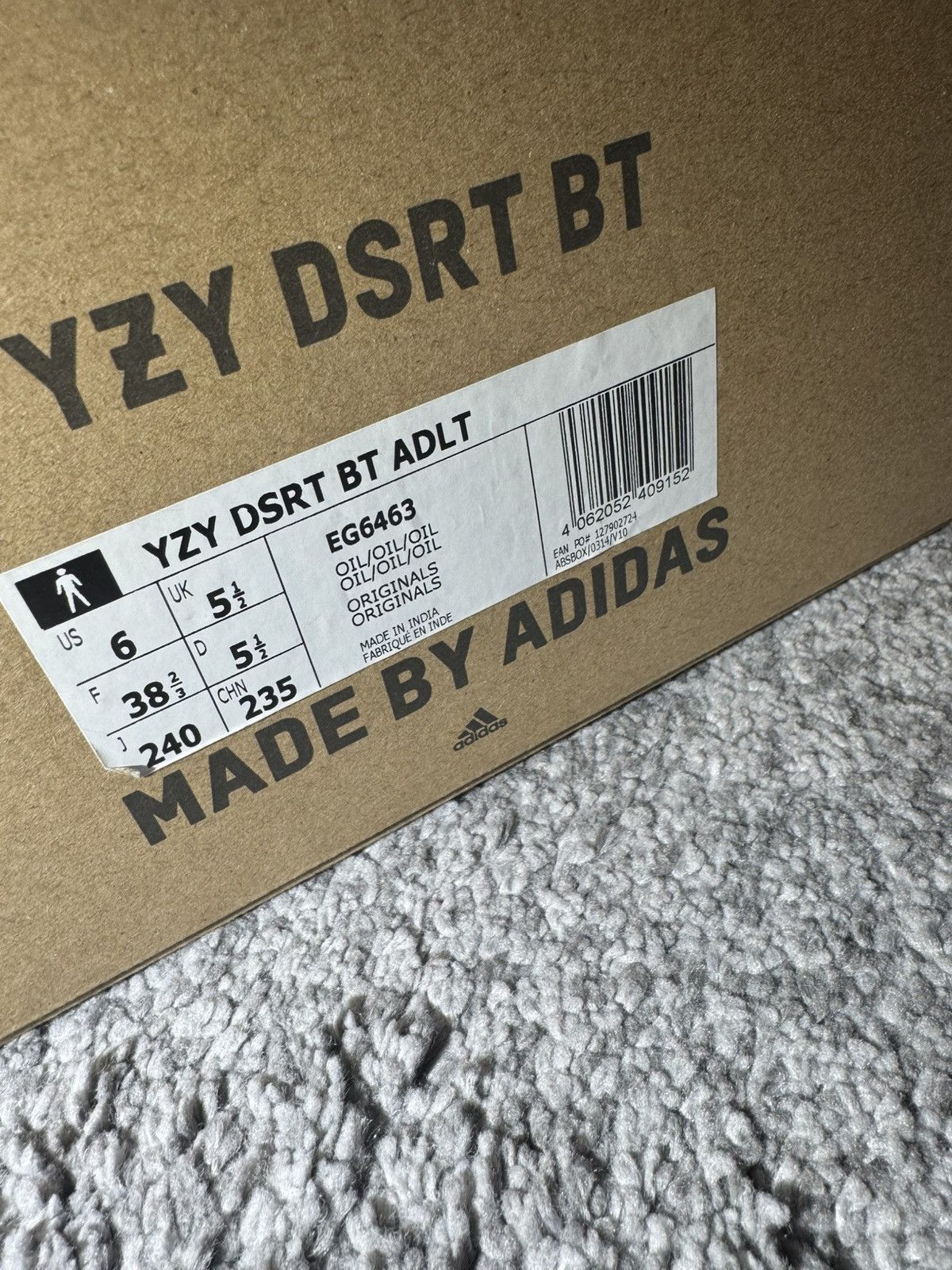 Adidas Adidas Yeezy Desert Boot Oil Size US 6 / EU 39 - 7 Thumbnail