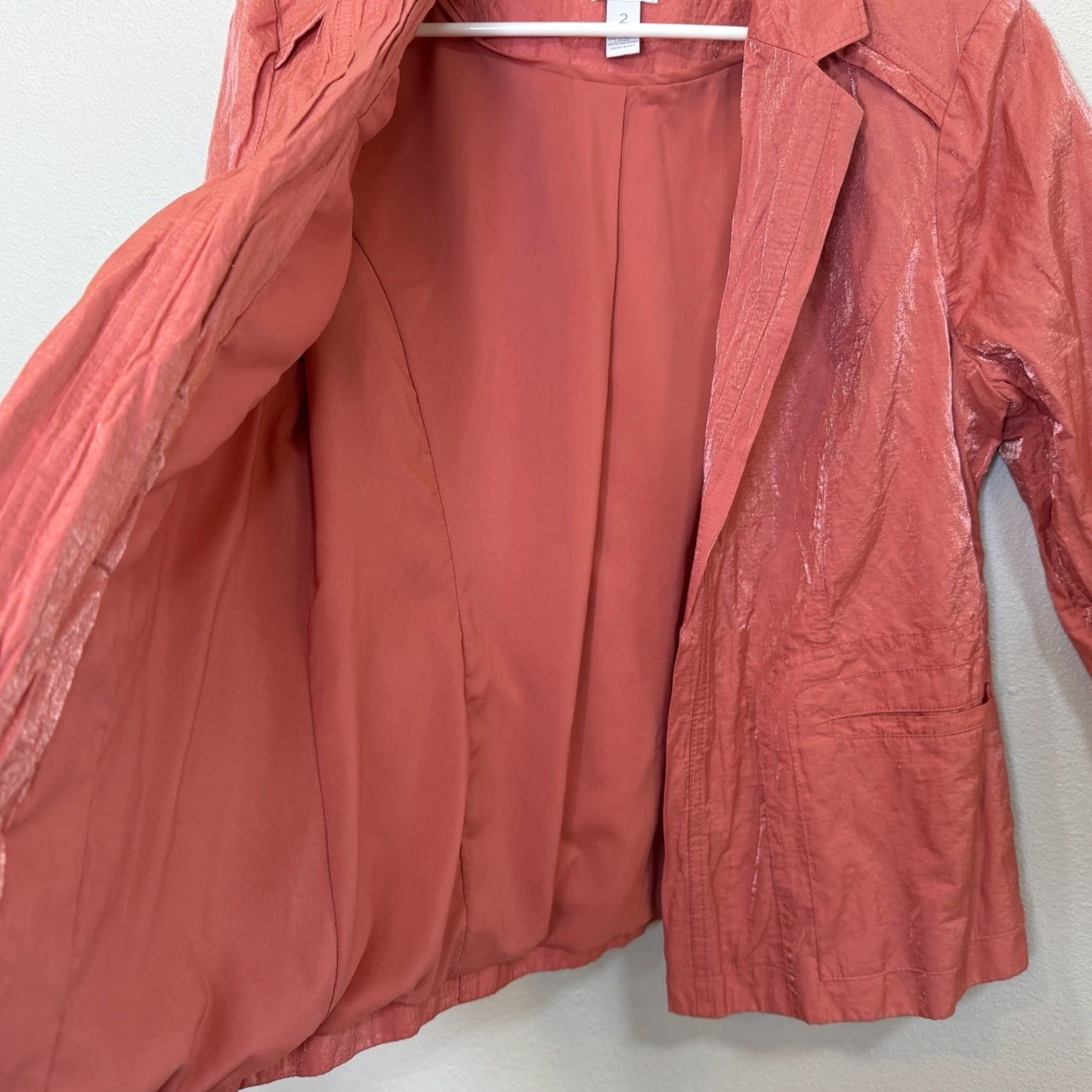 Vintage Chico’s Blazer Jacket Women’s 2 Metallic Orange Crinkle Long Sleeve Open Front Collared Pockets Short Length Business Casual Travel Size XS / US 0-2 / IT 36-38 - 5 Thumbnail