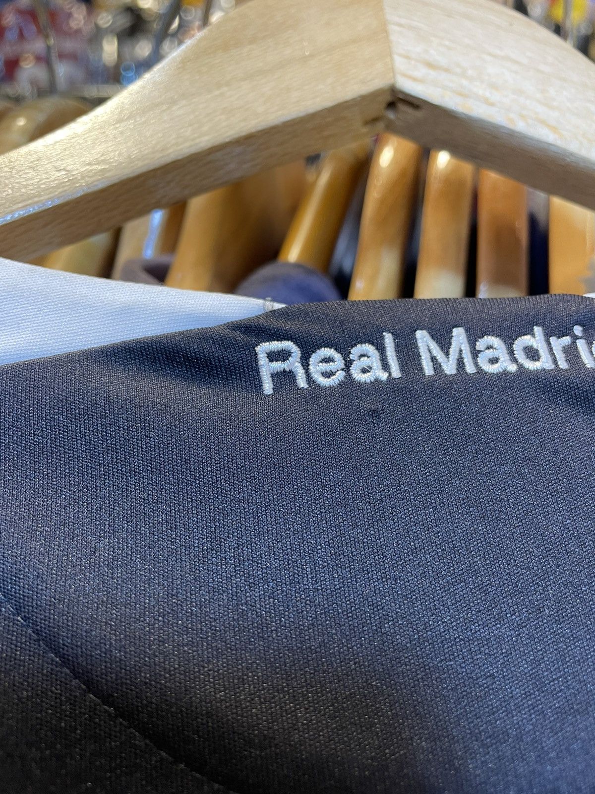 Adidas × Vintage 2009 Real Madrid CR7 Home Kit Size US XL / EU 56 / 4 - 14 Thumbnail