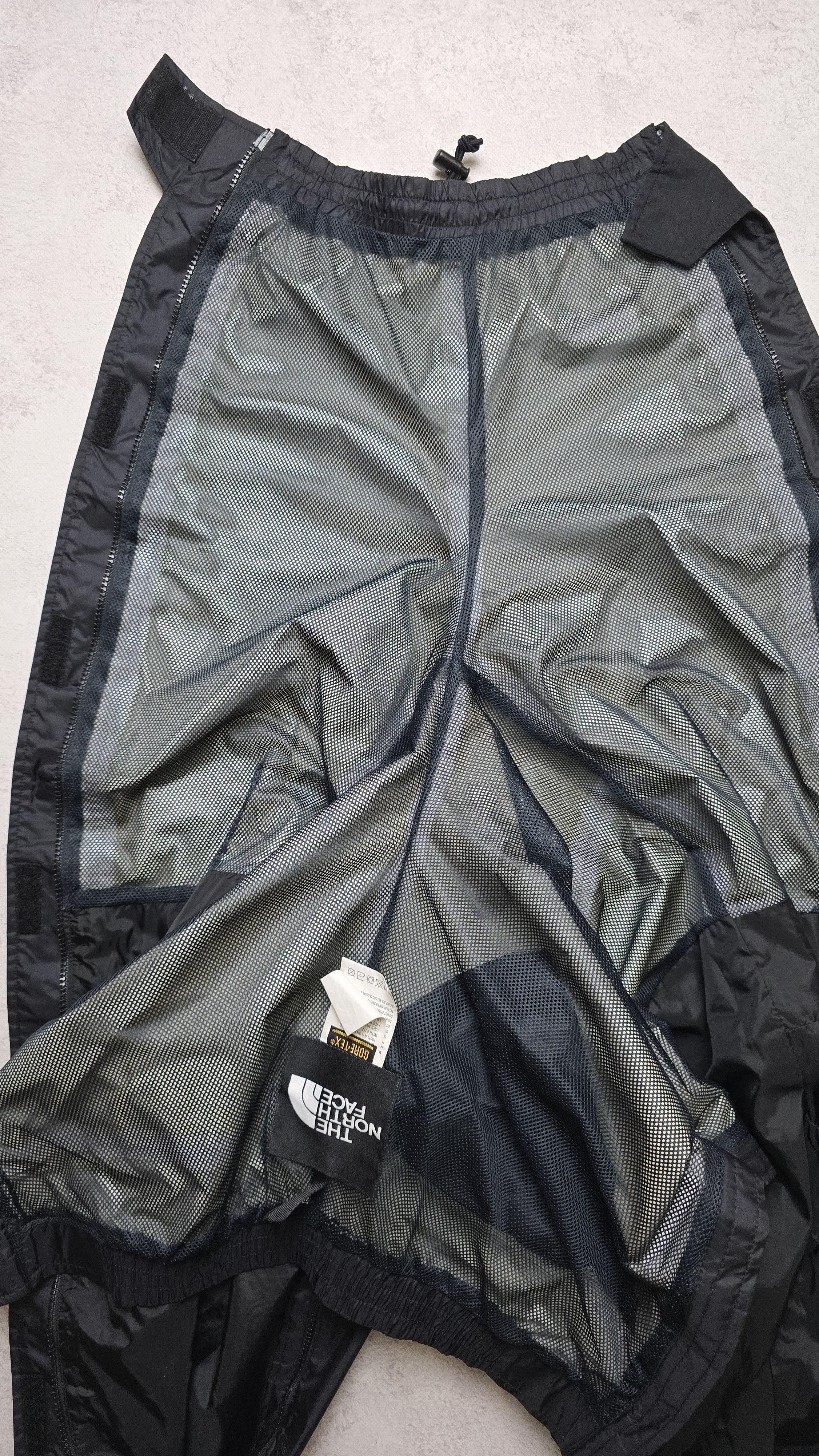 The North Face Gore-Tex Mountain Light Pants Men’s S Full Zip Ski Shell Size US 30 / EU 46 - 9 Thumbnail