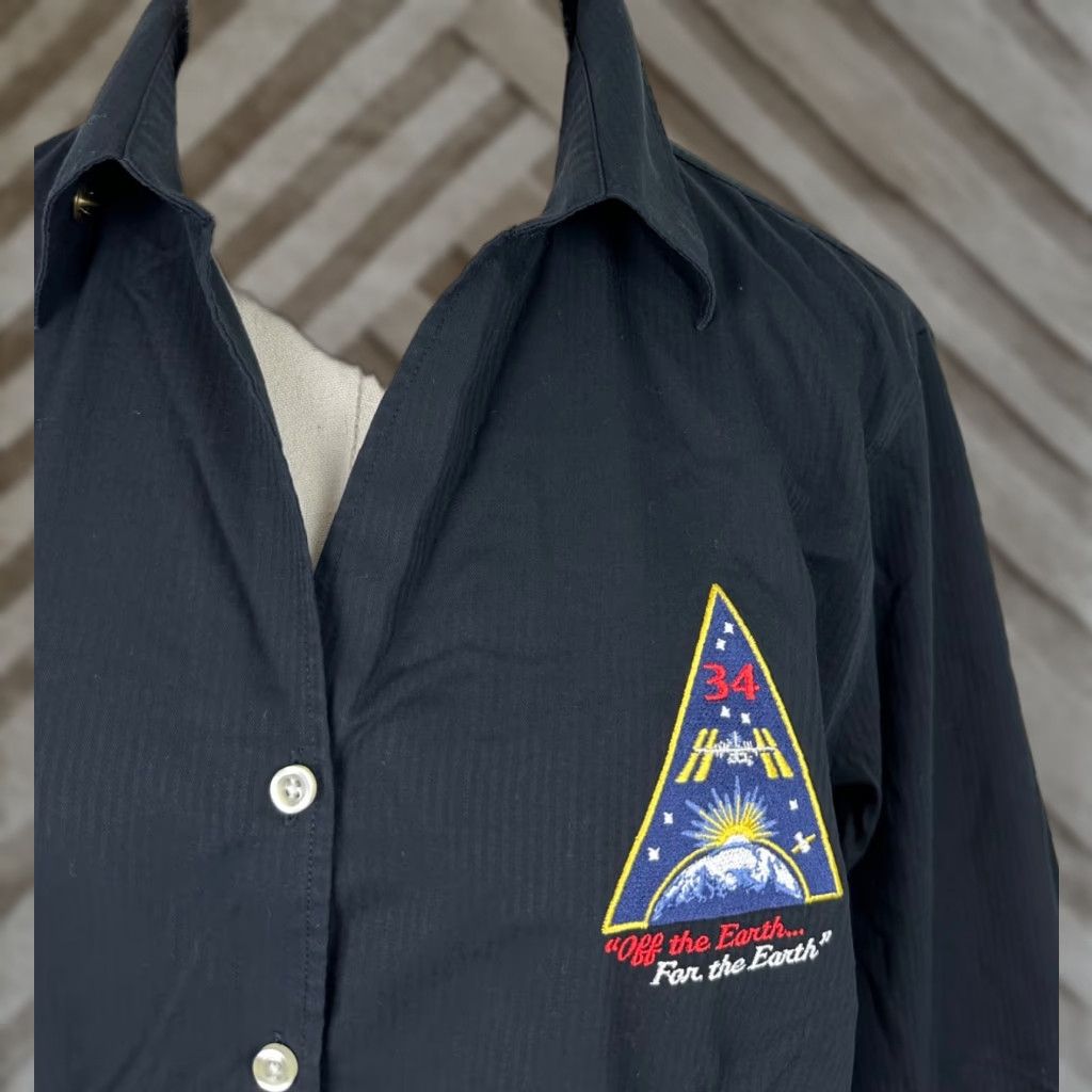 VINTAGE Lands' End NASA ISS Expedition 34 Shirt Womens 16 Navy Blue 3/4 Sleeve Embroidered Cotton Blend Button-Up Womens