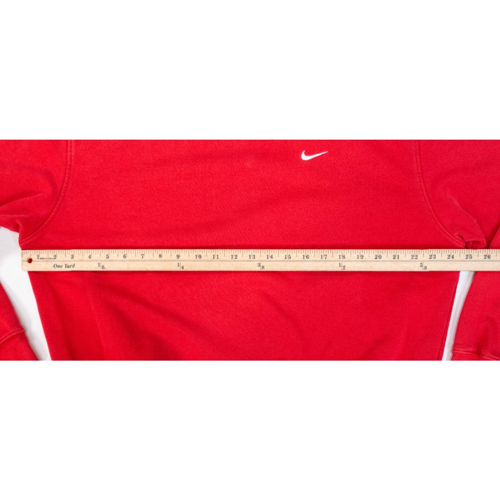 Nike VINTAGE Nike Crewneck Sweatshirt Mens XL Red 2000s Y2K Silver Tag Swoosh Distressed Sweatshirt Mens XL Red Nike"} Size US XL / EU 56 / 4 - 6 Thumbnail