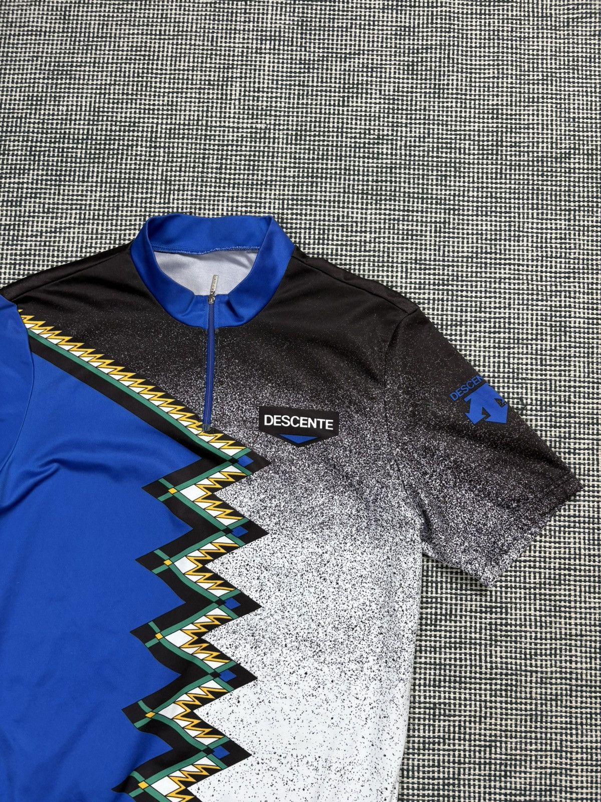 Descente Vintage 90s descente bike jersey cycling avant garde rave Size US XL / EU 56 / 4 - 3 Thumbnail