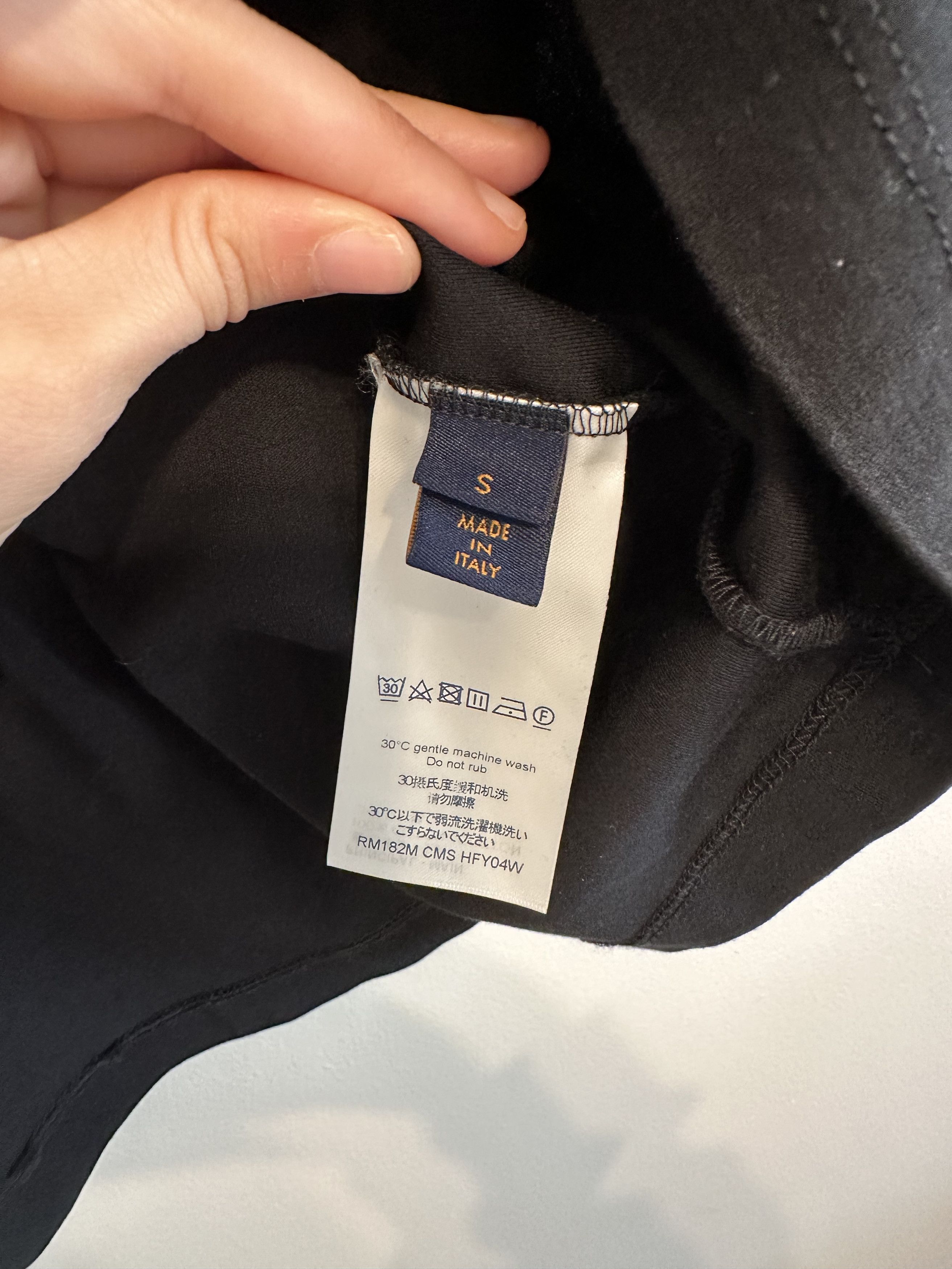 Louis Vuitton Louis V. T-shirt Size US S / EU 44-46 / 1 - 2 Thumbnail