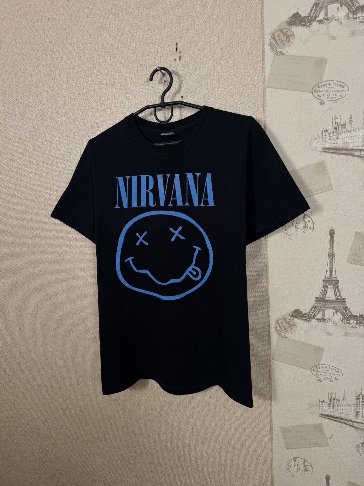 Other Nirvana T shirt Blue Smile Rock Band Grunge Sz M Black Size US M / EU 48-50 / 2 - 8 Thumbnail