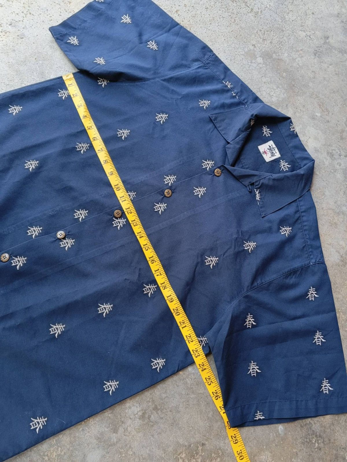 Stussy Vintage RARE 90s STUSSY Chinese Wording Open Collar Shirt Size US XL / EU 56 / 4 - 7 Thumbnail