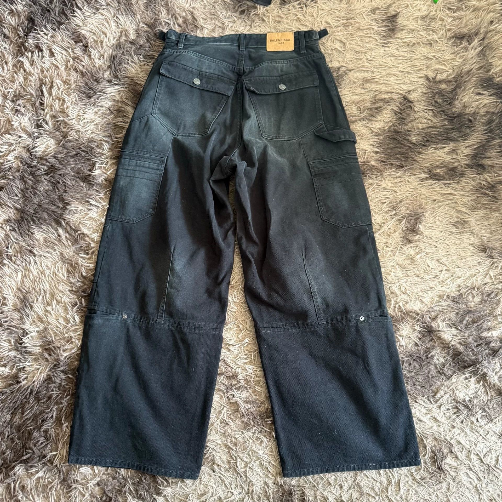 Balenciaga Balenciaga Washed Cargo Distressed Wide Leg Logger Jeans Size US 30 / EU 46 - 2 Thumbnail