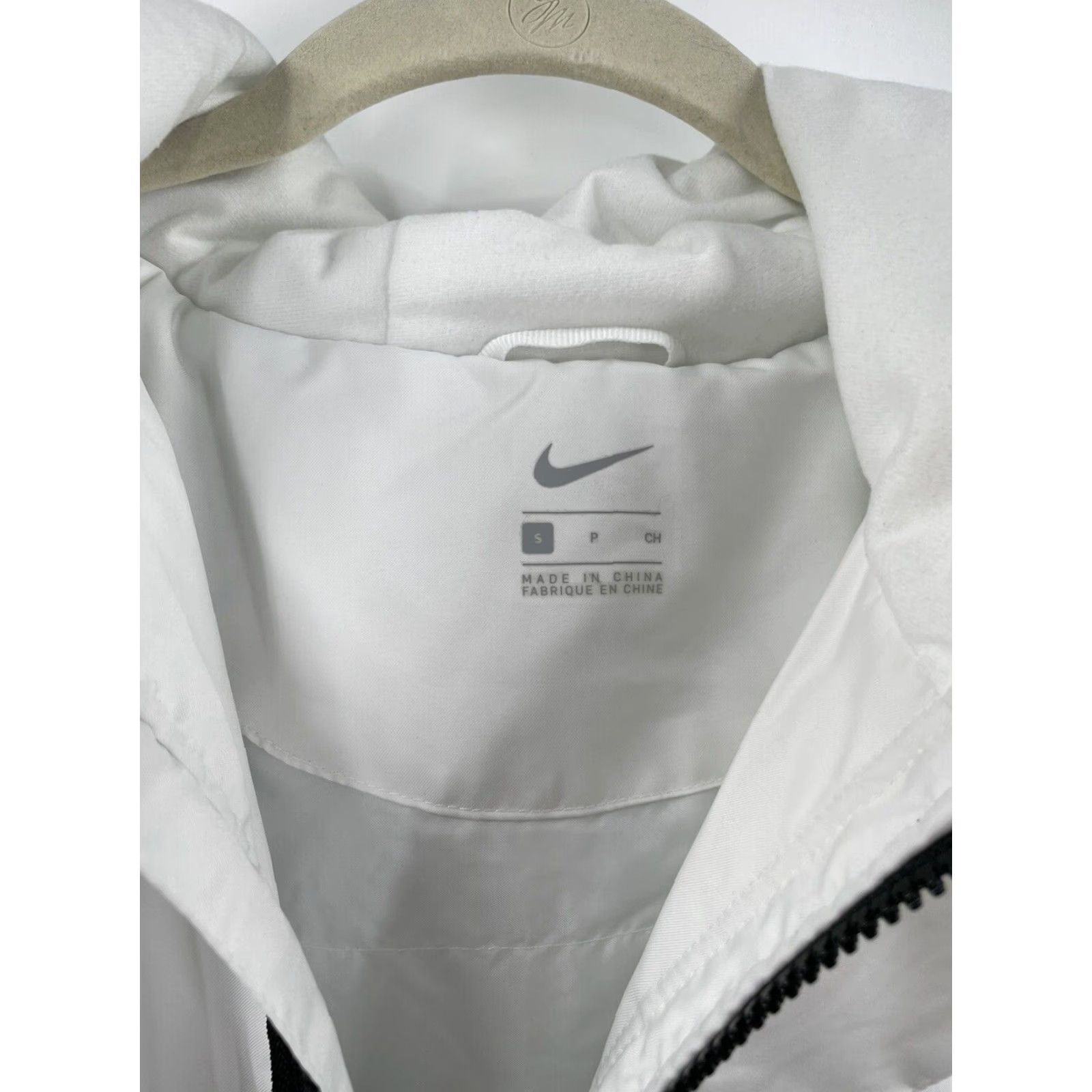 Nike Nike Basketball Jacket Mens Small White CK6771-121 Protect Therma Water Resistant Full Zip Hooded Pockets Wind-Resistant Moisture Wicking Size US S / EU 44-46 / 1 - 6 Thumbnail