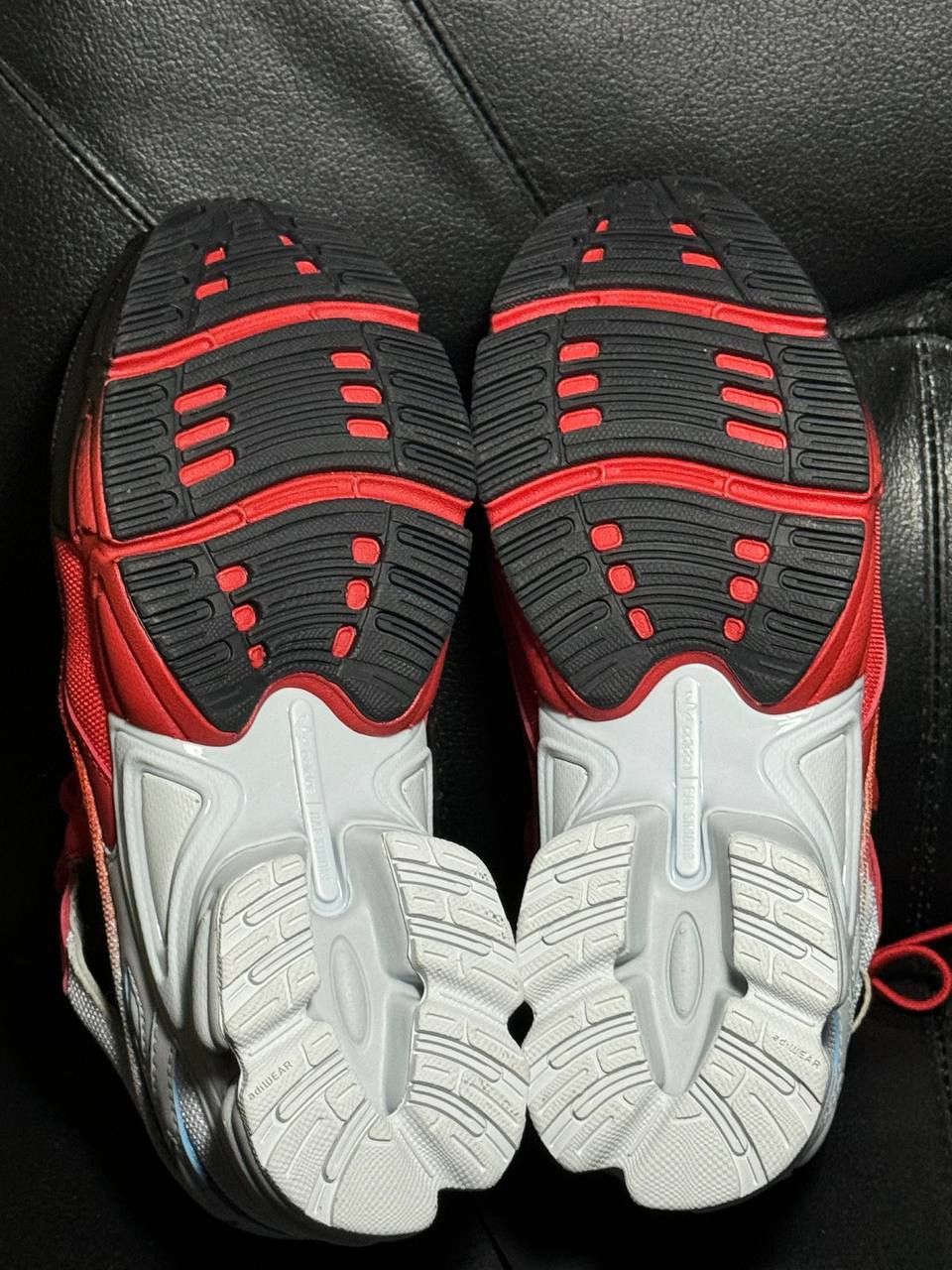 Adidas × Raf Simons 6us Adidas Raf Simons Ozweego Replicant Size US 6 / EU 39 - 9 Thumbnail