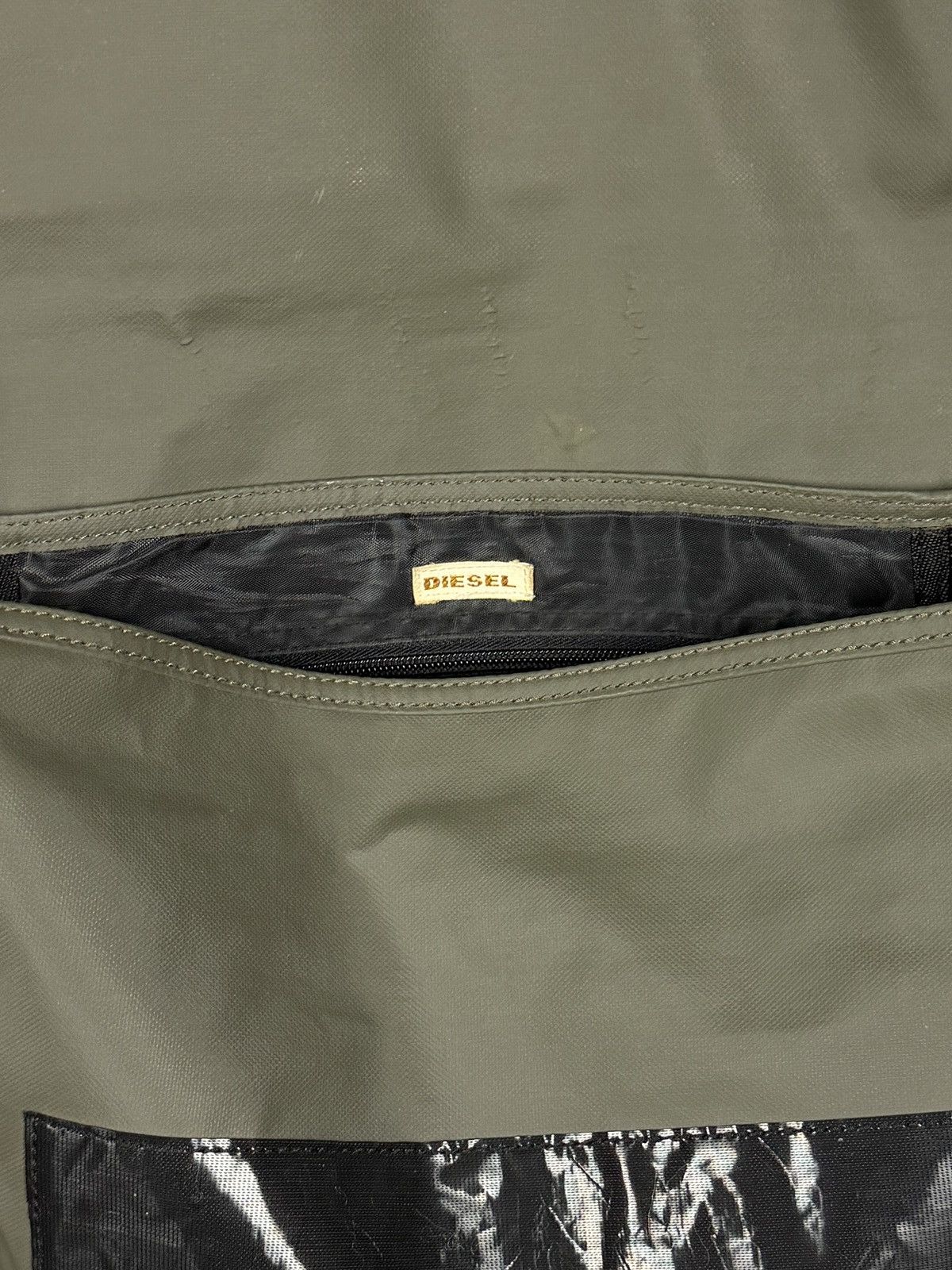 Diesel Vintage Diesel Messenger Bag Crossbody Y2K Streetwear Size ONE SIZE - 13 Thumbnail