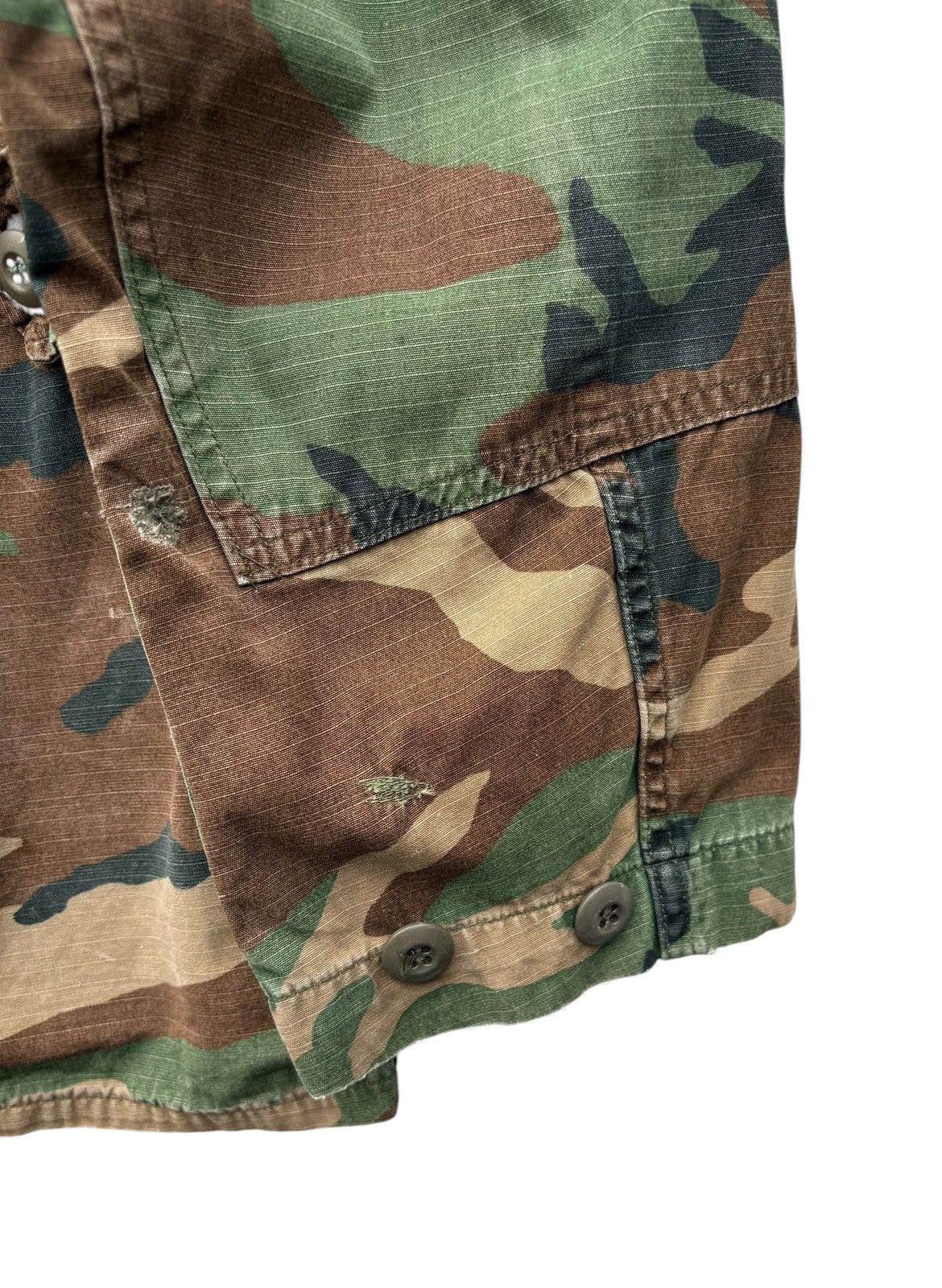 Vintage Vintage 80s US Military Camo Jacket Woodland Cotton Coat Size US S / EU 44-46 / 1 - 16 Thumbnail