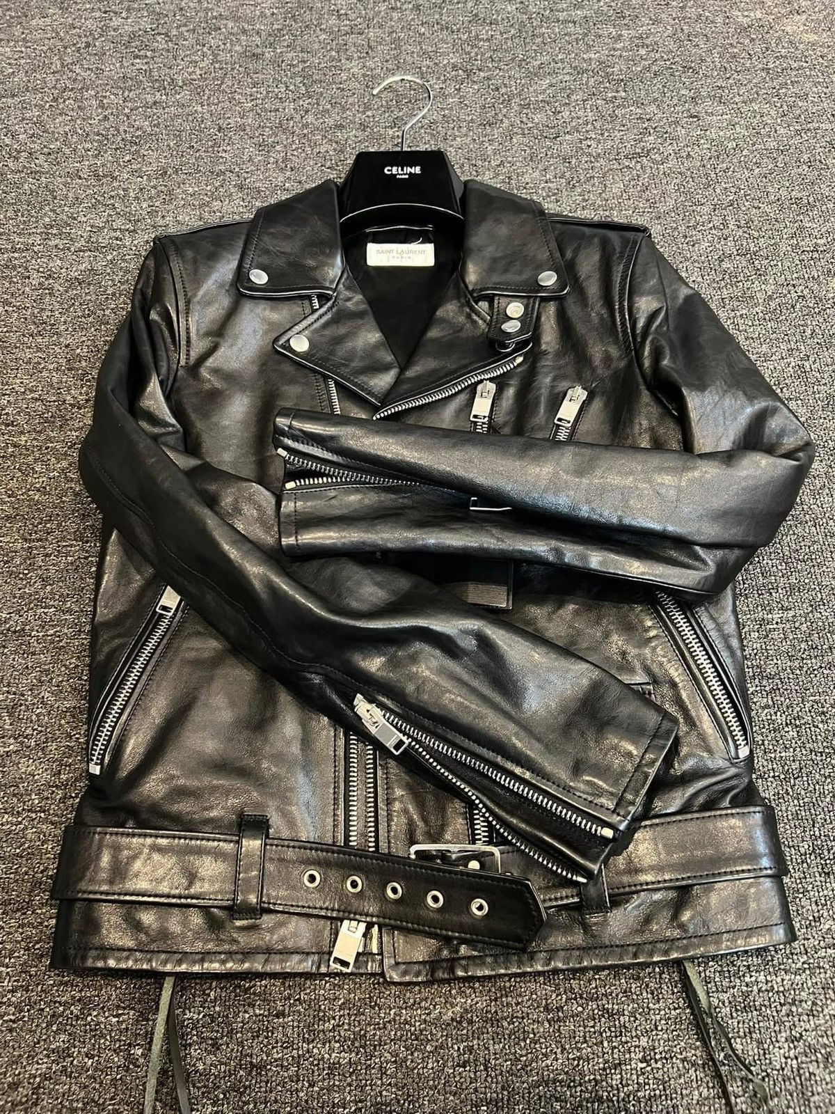 Hedi Slimane × Saint Laurent Paris × Yves Saint Laurent HEDI SLIMANE X SAINT LAURENT L17 OILED CALFSKIN LEATHER IT44 Size US S / EU 44-46 / 1 - 3 Thumbnail