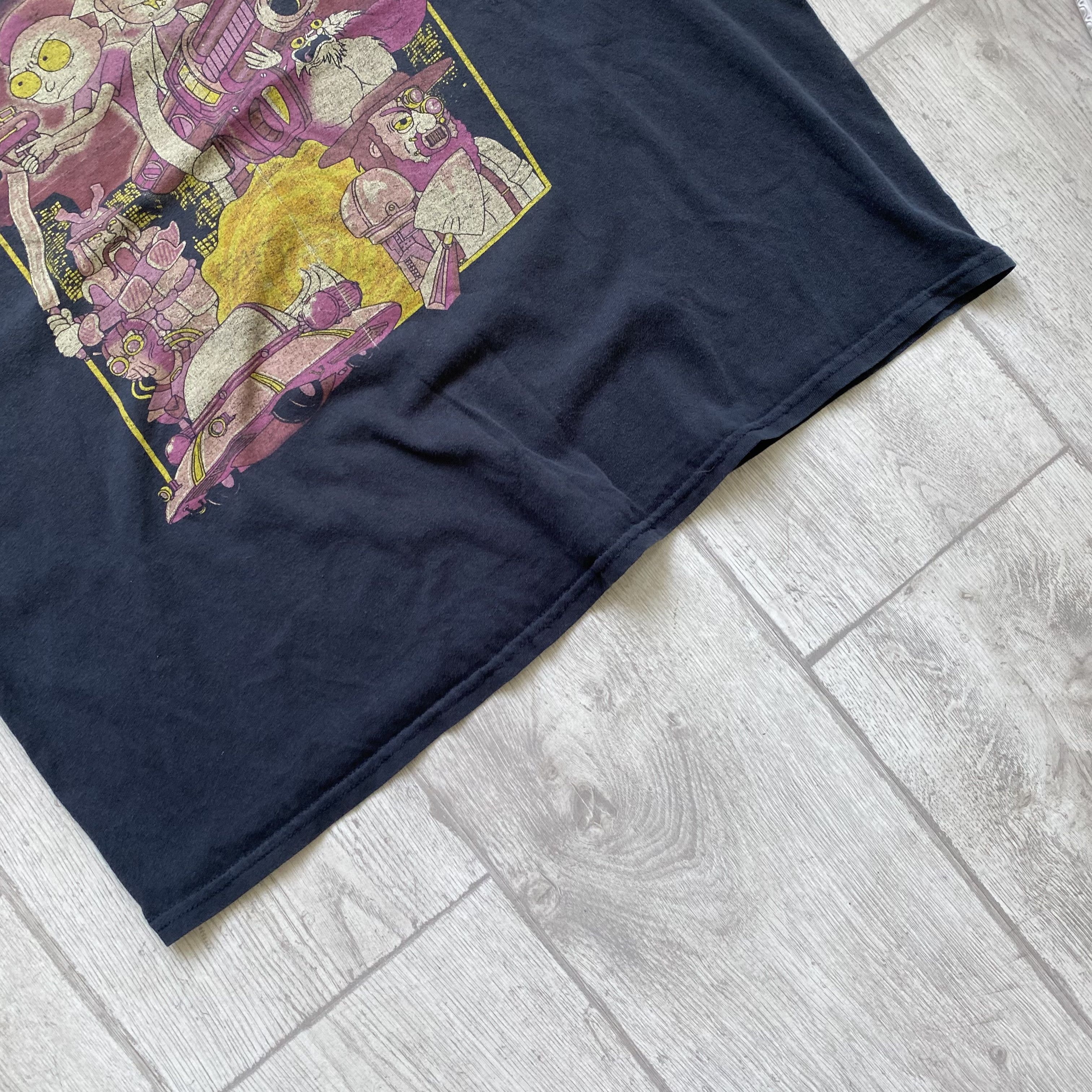 Band Tees 🛸 Faded Vintage Rick and Morty tee Distressed Size US L / EU 52-54 / 3 - 2 Thumbnail