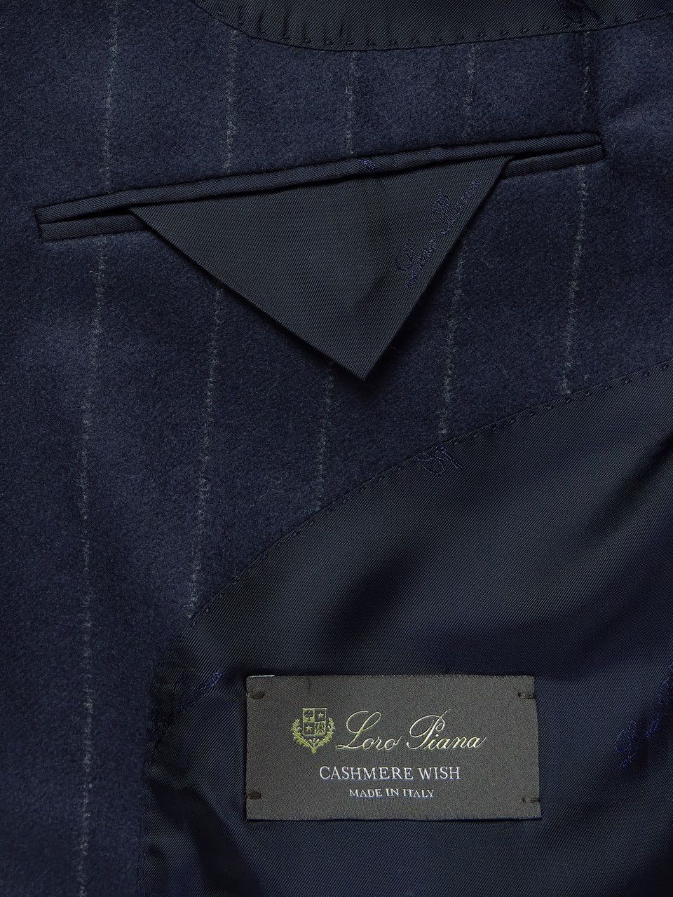 Loro Piana o1w1db10824 International Cashmere Suit in Navy Blue Size US S / EU 44-46 / 1 - 3 Thumbnail