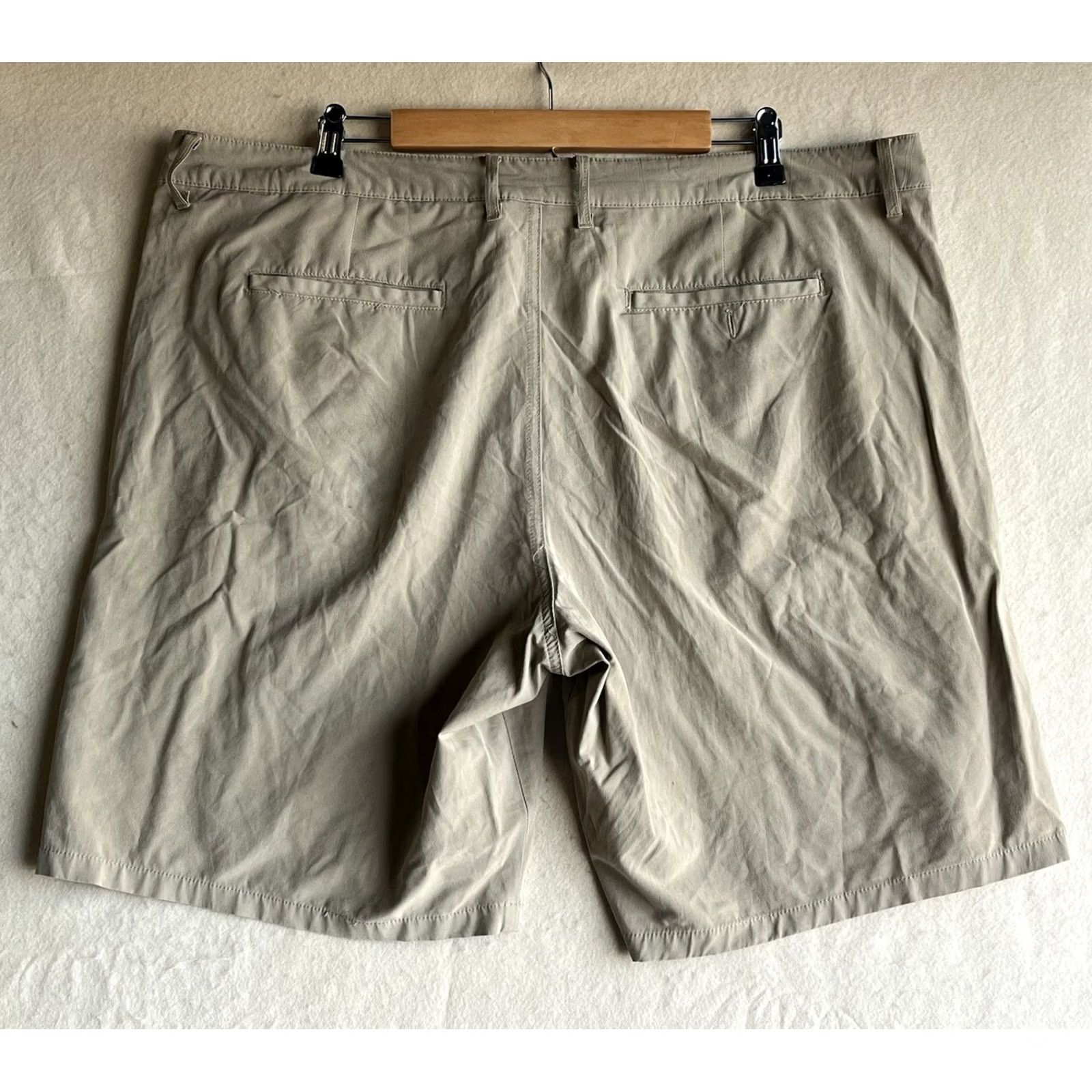 Vintage Swiss Tech Mens Shorts SZ 40 Comfort Waist Breathable Flat Front Brown Chino Pockets Casual Regular Summer Fall Mens Size US 40 / EU 56 - 2 Thumbnail