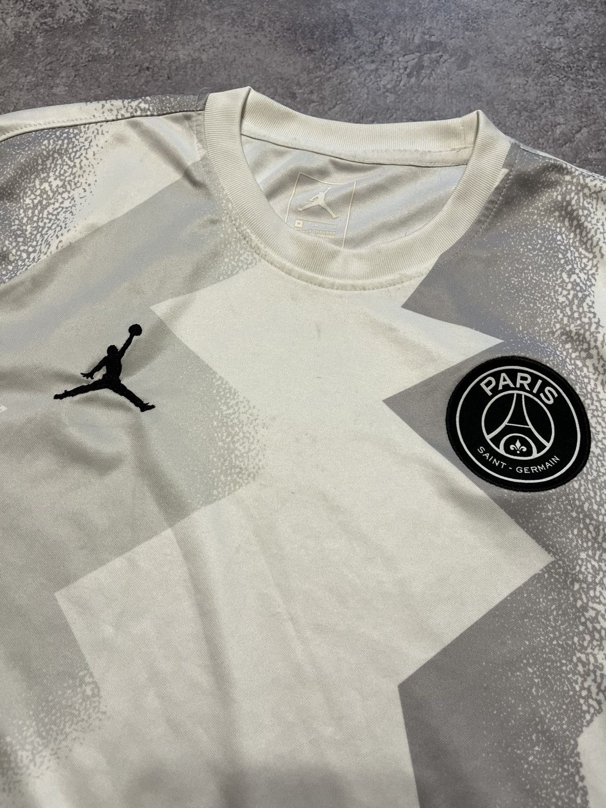 Jordan Brand Psg Jordan 2020/2021 training jersey Size US M / EU 48-50 / 2 - 2 Thumbnail