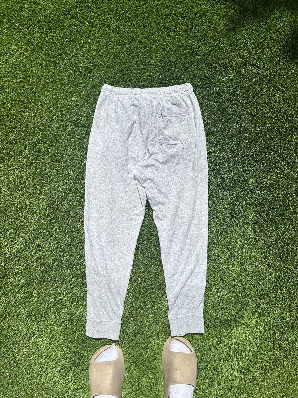 Nike Medium grey nike sweatpants Size US 32 / EU 48 - 2 Thumbnail