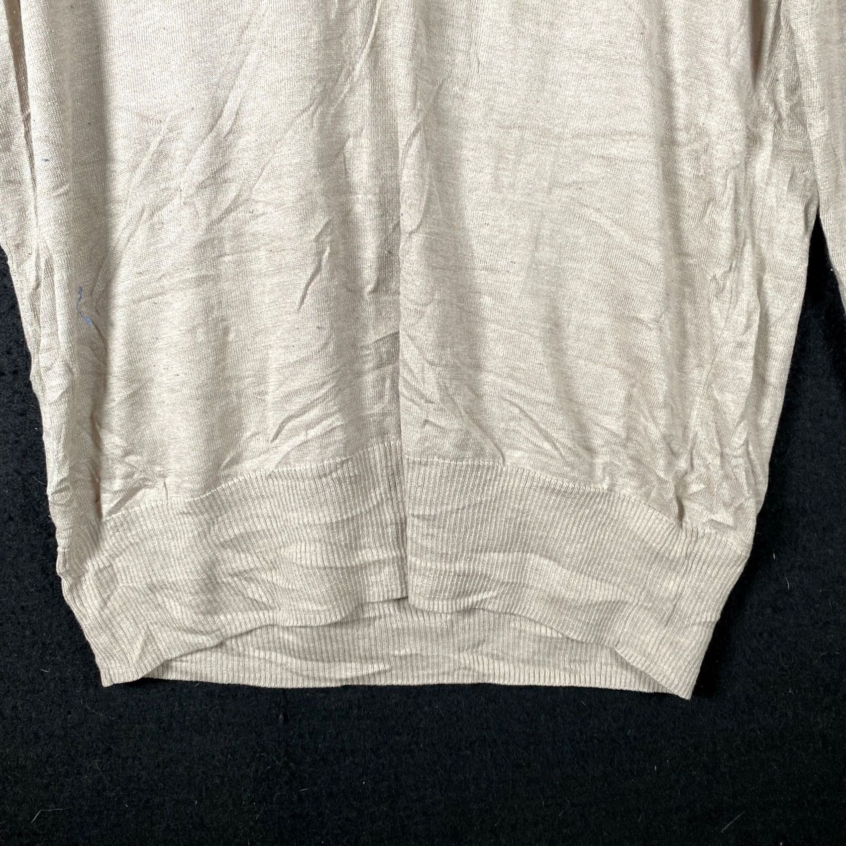 Banana Republic Banana Republic Womens Sweater Tan Oatmeal Long Sleeve Silk Blend L Pullover Knit Casual Workwear Preppy Modern 90s Mens Women’s? Size L / US 10 / IT 46 - 3 Thumbnail
