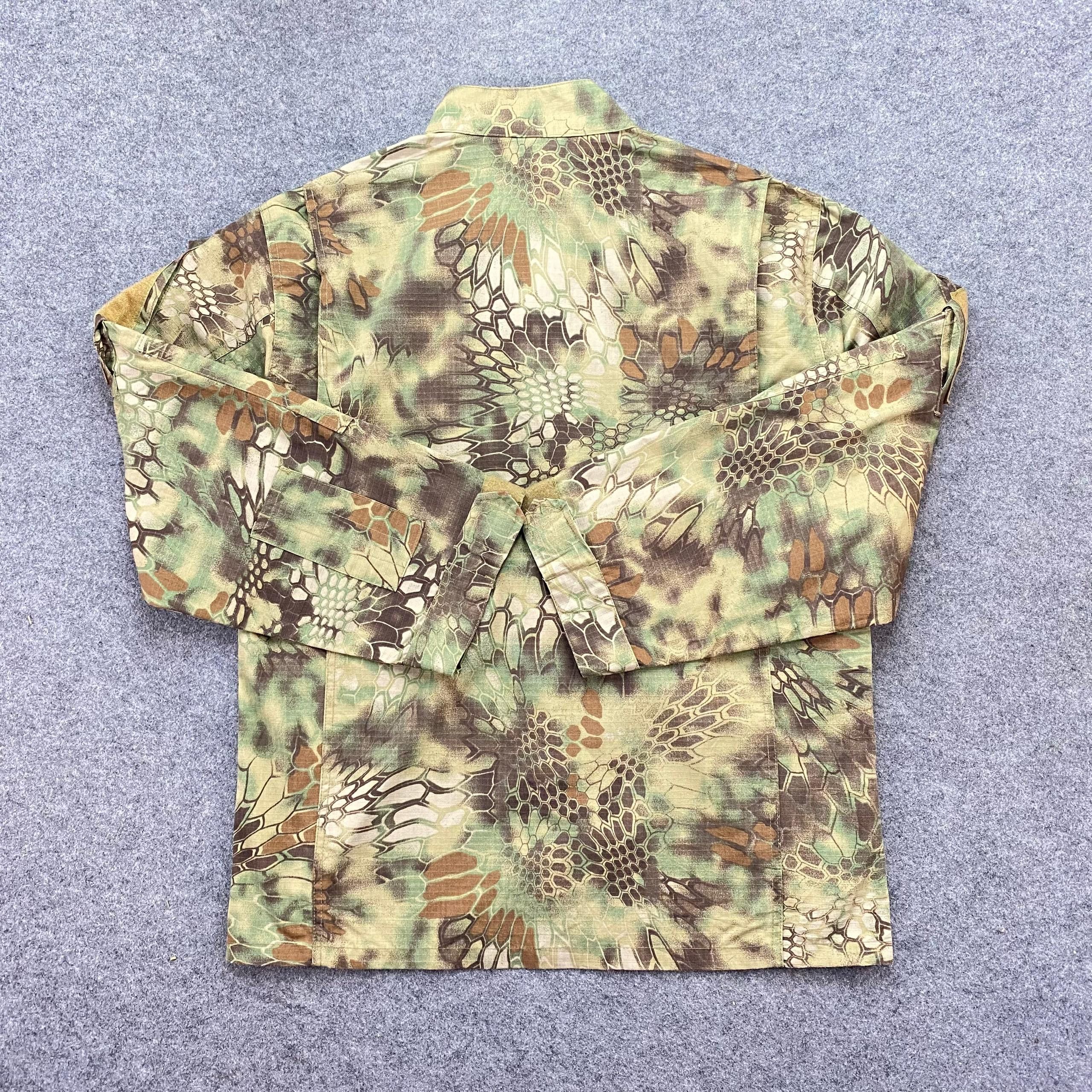 Japanese Brand Vintage Coat, Army Combat Uniform Crocodile Stripe Jacket Size US L / EU 52-54 / 3 - 4 Thumbnail