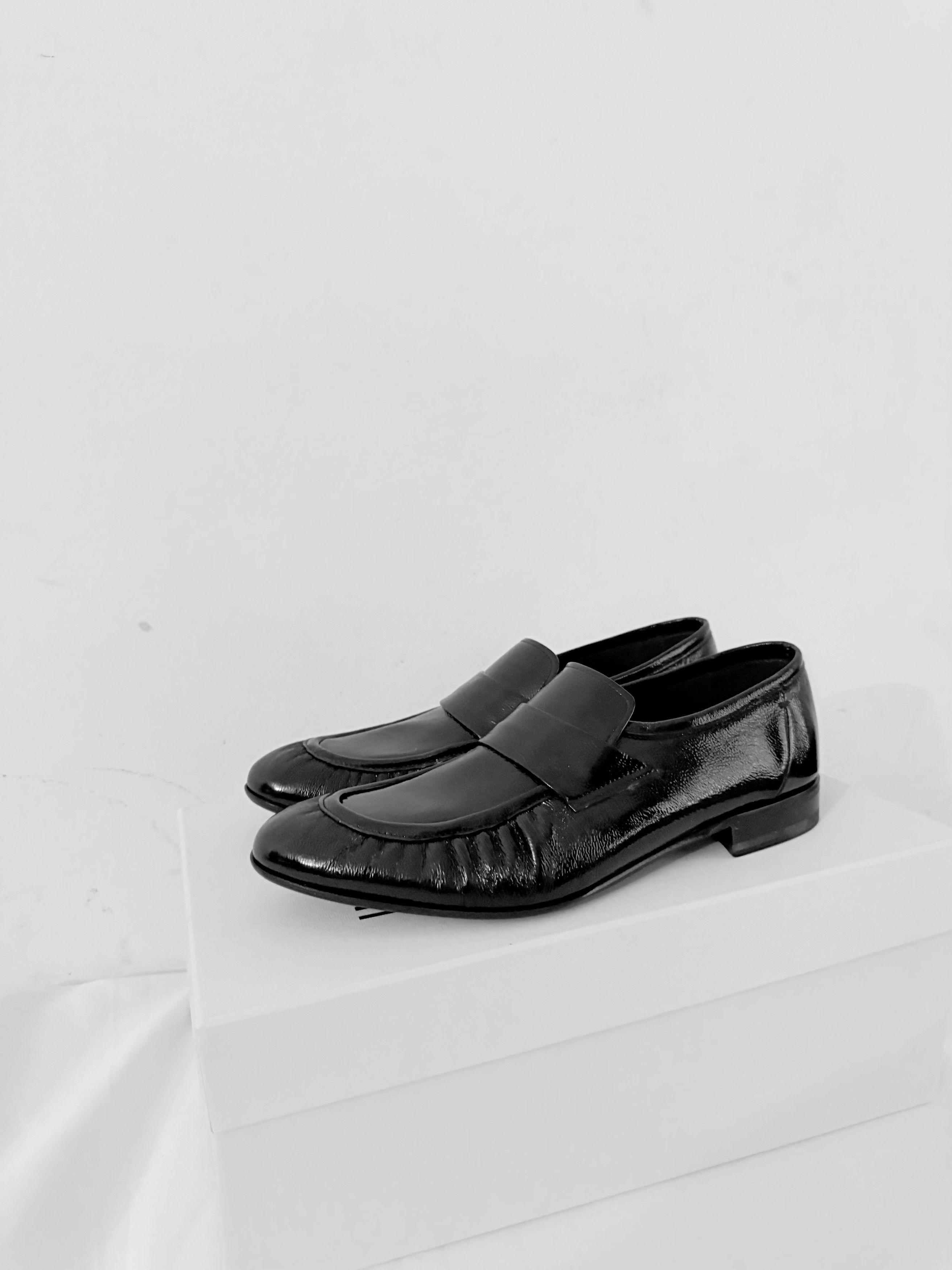 Lidfort Textured Lacquered Calfskin Mocassin Size US 9.5 / EU 42-43 - 2 Thumbnail