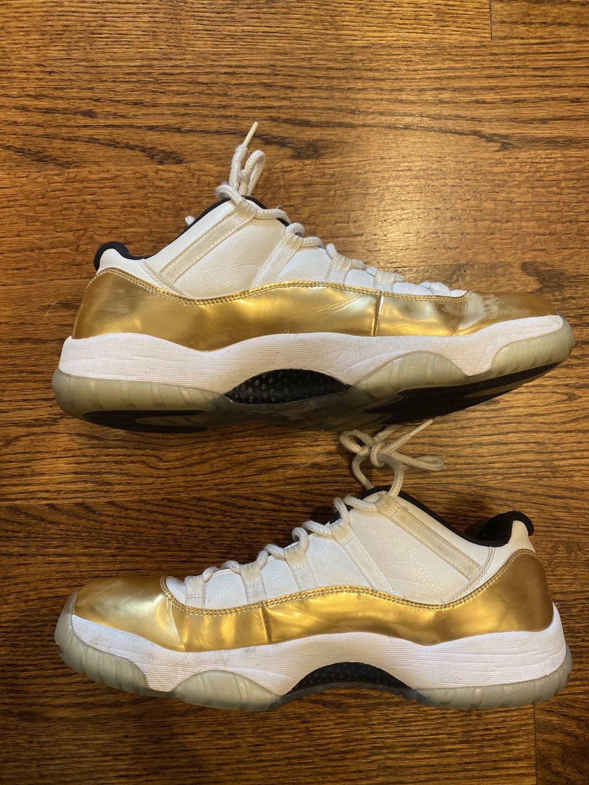 Jordan Brand Jordan 11 low closing ceremony Size US 13 / EU 46 - 4 Thumbnail