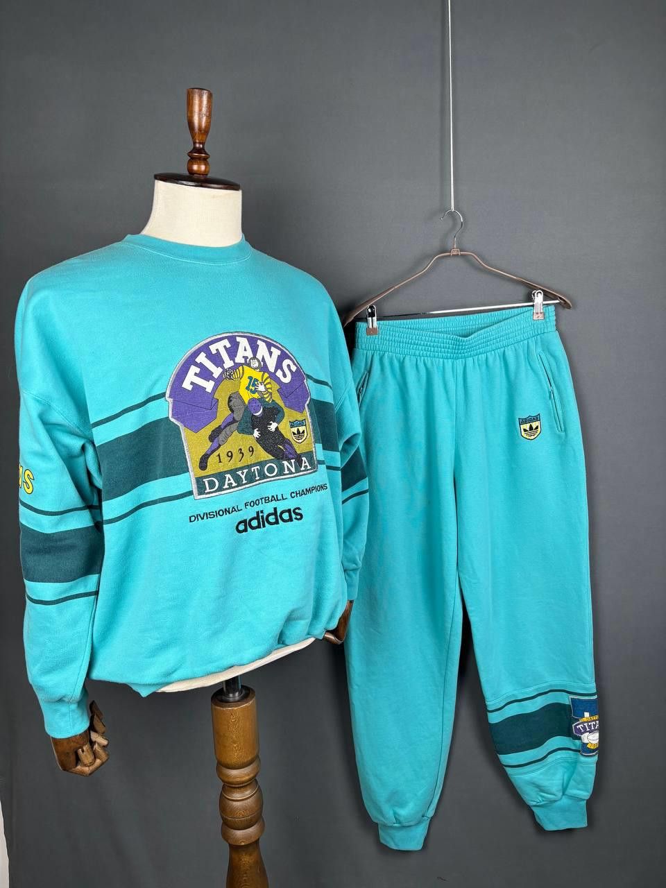 Adidas Adidas Titans Daytona 1993 Sweatshirt & Sweatpants Size M Size US 32 / EU 48 - 1 Thumbnail