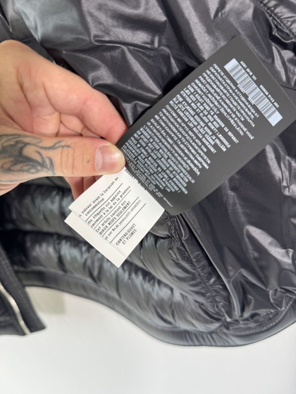 Prada Prada A/W 19 black nylon down vest Size US L / EU 52-54 / 3 - 10 Thumbnail