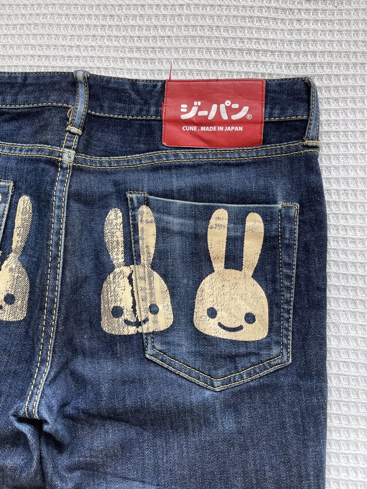 Japanese Brand Rare🔥Japan Brand CUNE Rabbit Logo Skinny Jeans Size US 31 - 7 Thumbnail