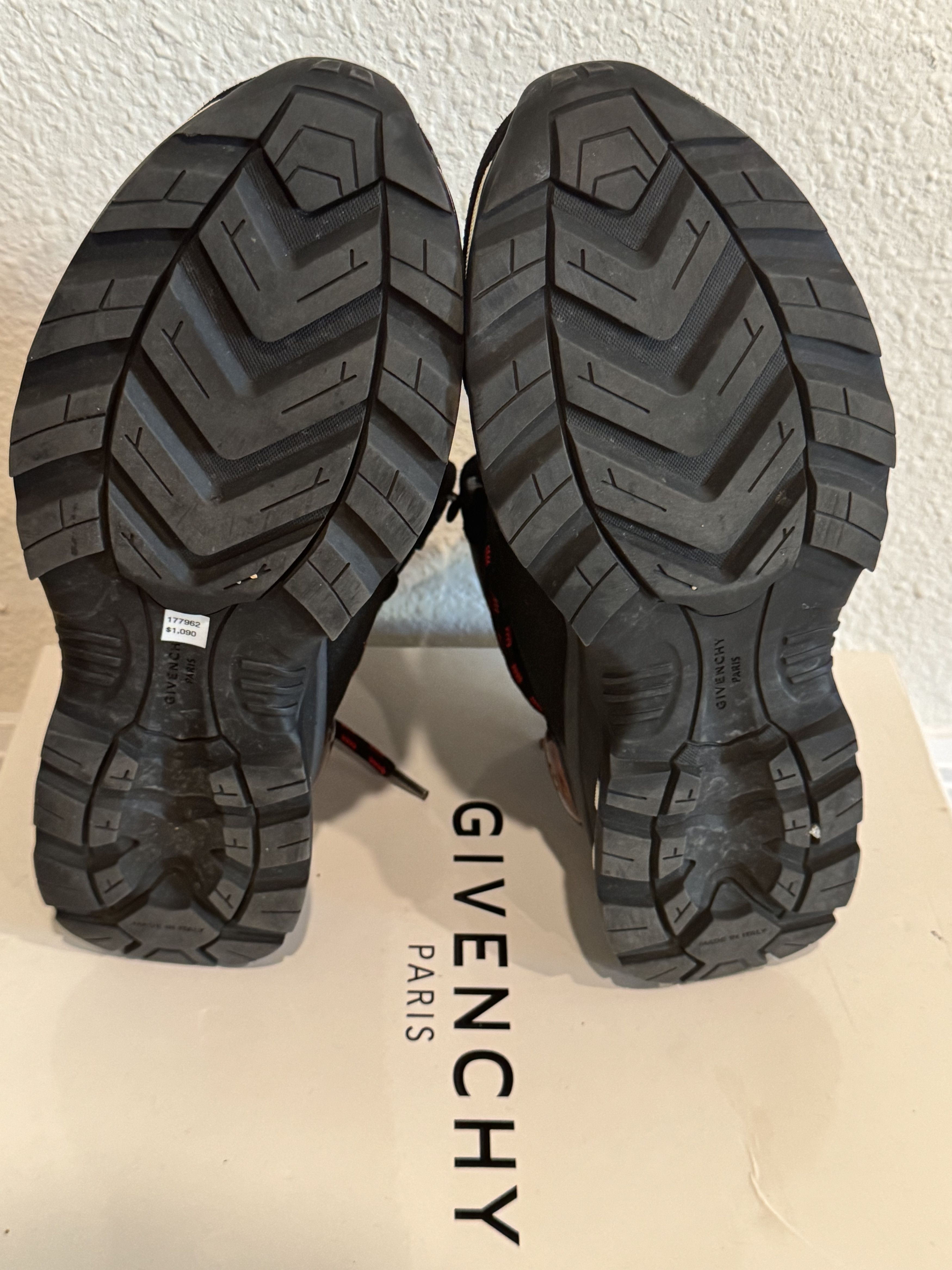 Givenchy GIVENCHY RICCARDO TISCI TRAINER BOOTS Size US 7 / EU 40 - 6 Thumbnail