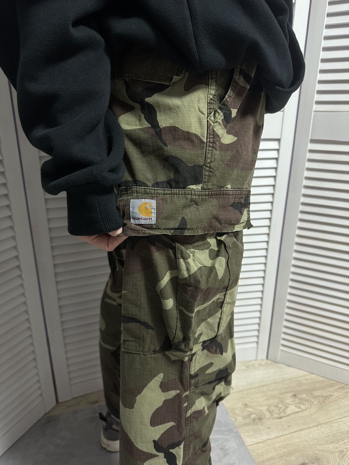 Carhartt Vintage Carhartt Realtree Camo Carpenter Pants Grunge Skater Size US 32 / EU 48 - 4 Thumbnail
