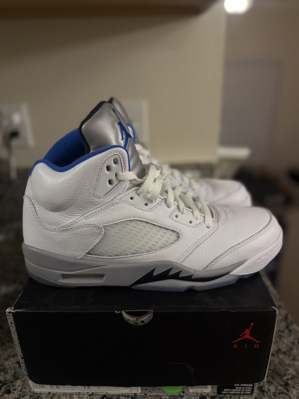 Jordan Brand × Nike Jordan 5 Stealth Size 12 W BOX (DD0587-140) Size US 12 / EU 45 - 1 Thumbnail