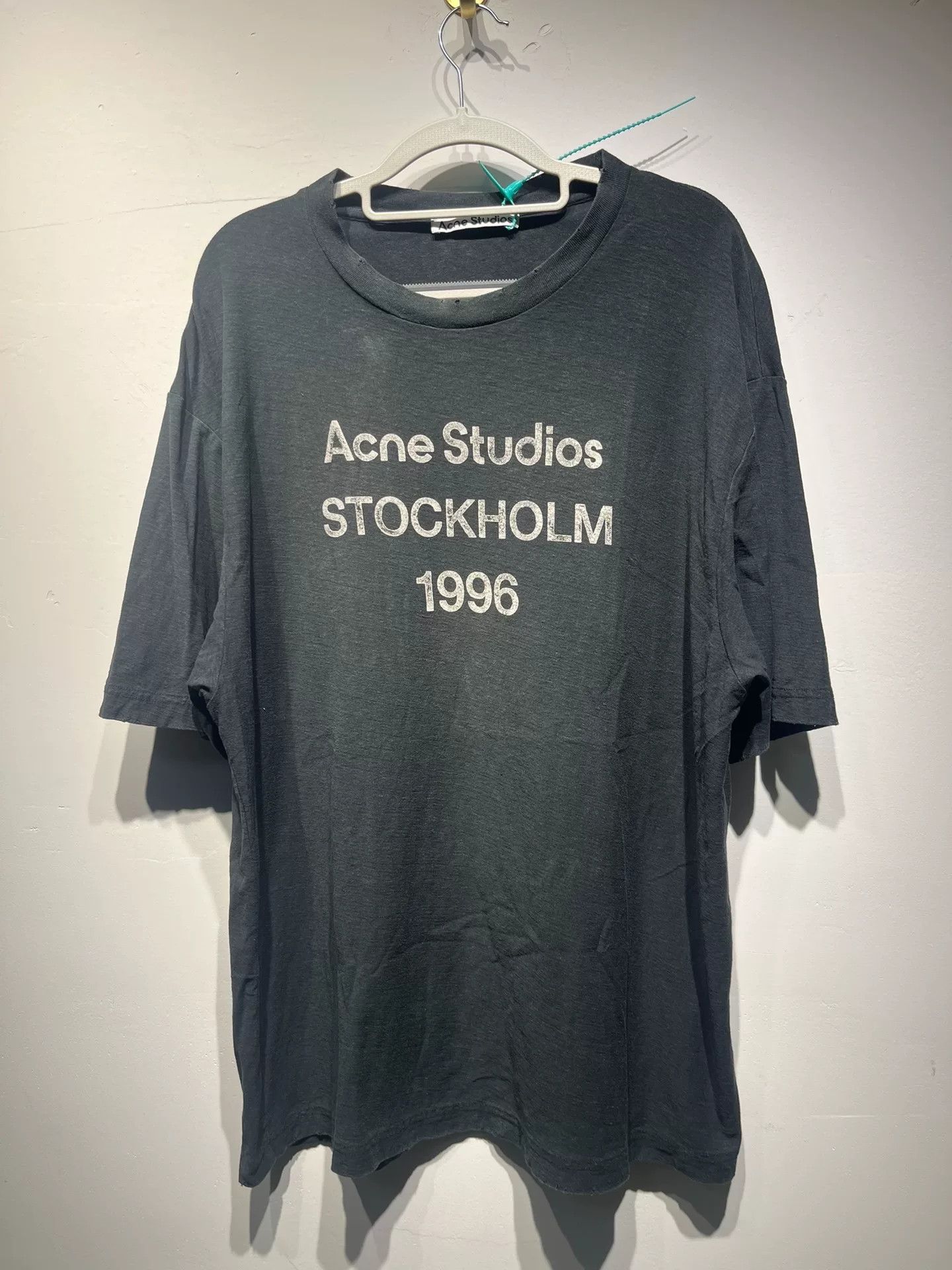 Acne Studios Acne Studios Printed T-Shirt L Men Size US L / EU 52-54 / 3 - 1 Thumbnail