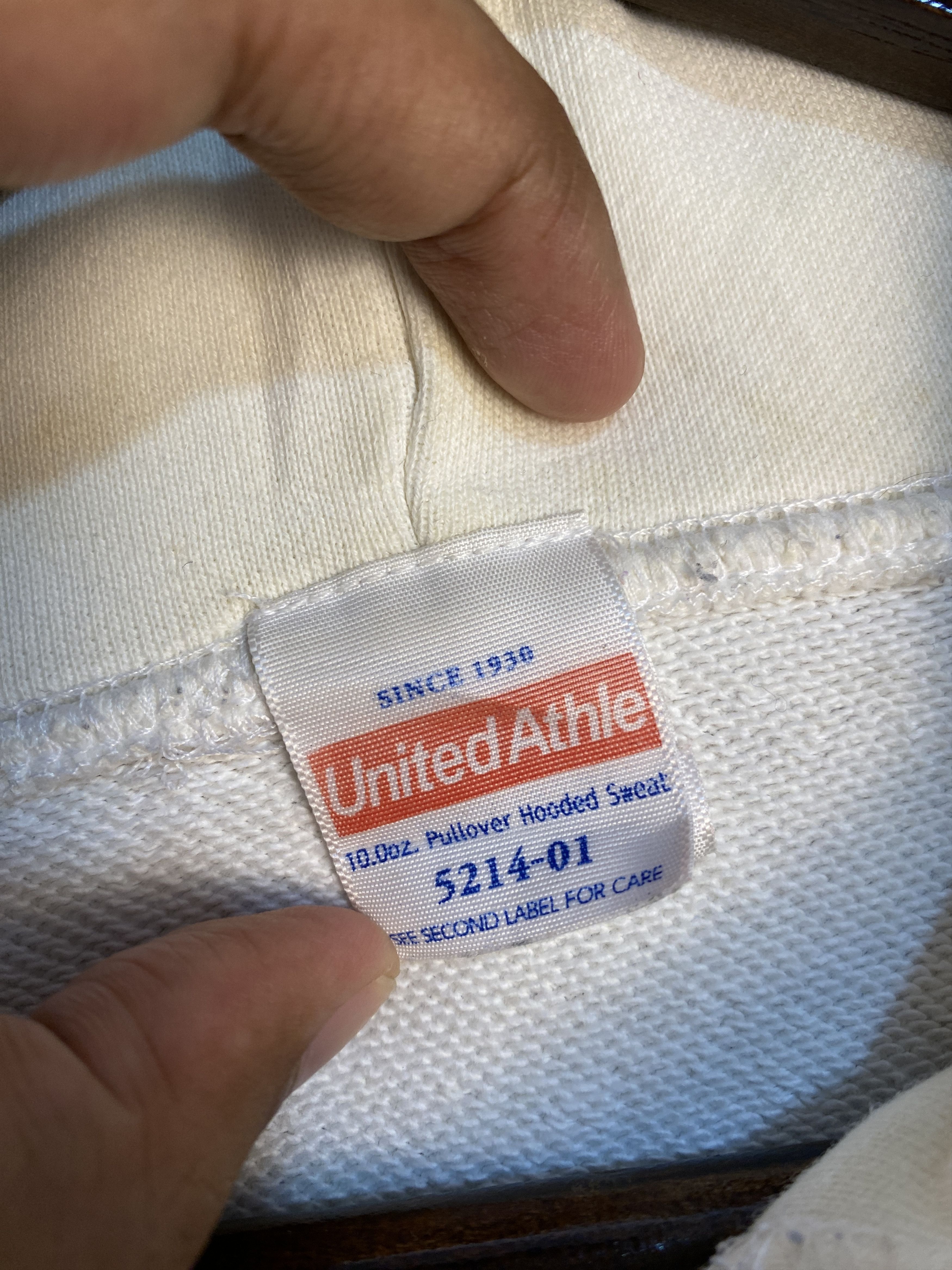 Vintage Vintage United Athle Hoodies PS0403 Size US XL / EU 56 / 4 - 7 Thumbnail