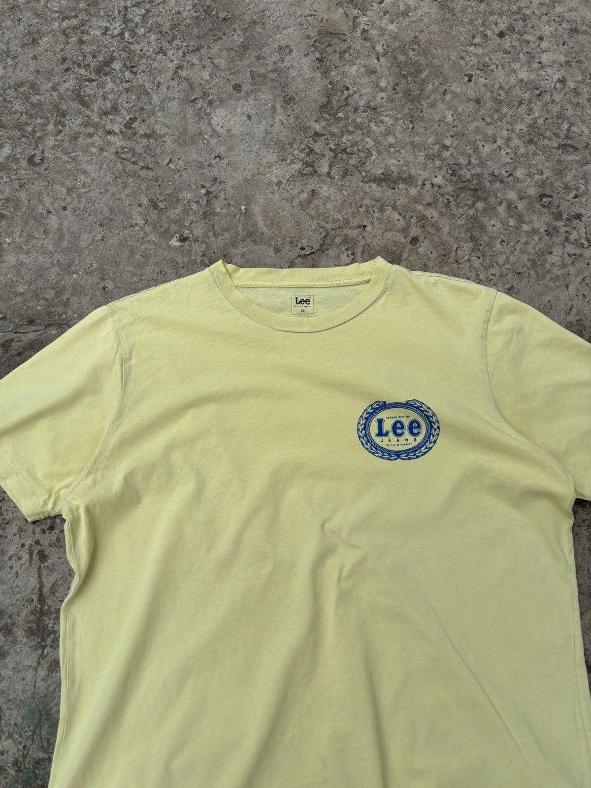 Japanese Brand × Lee Lee Emblem Printed Tee Size US XL / EU 56 / 4 - 2 Thumbnail
