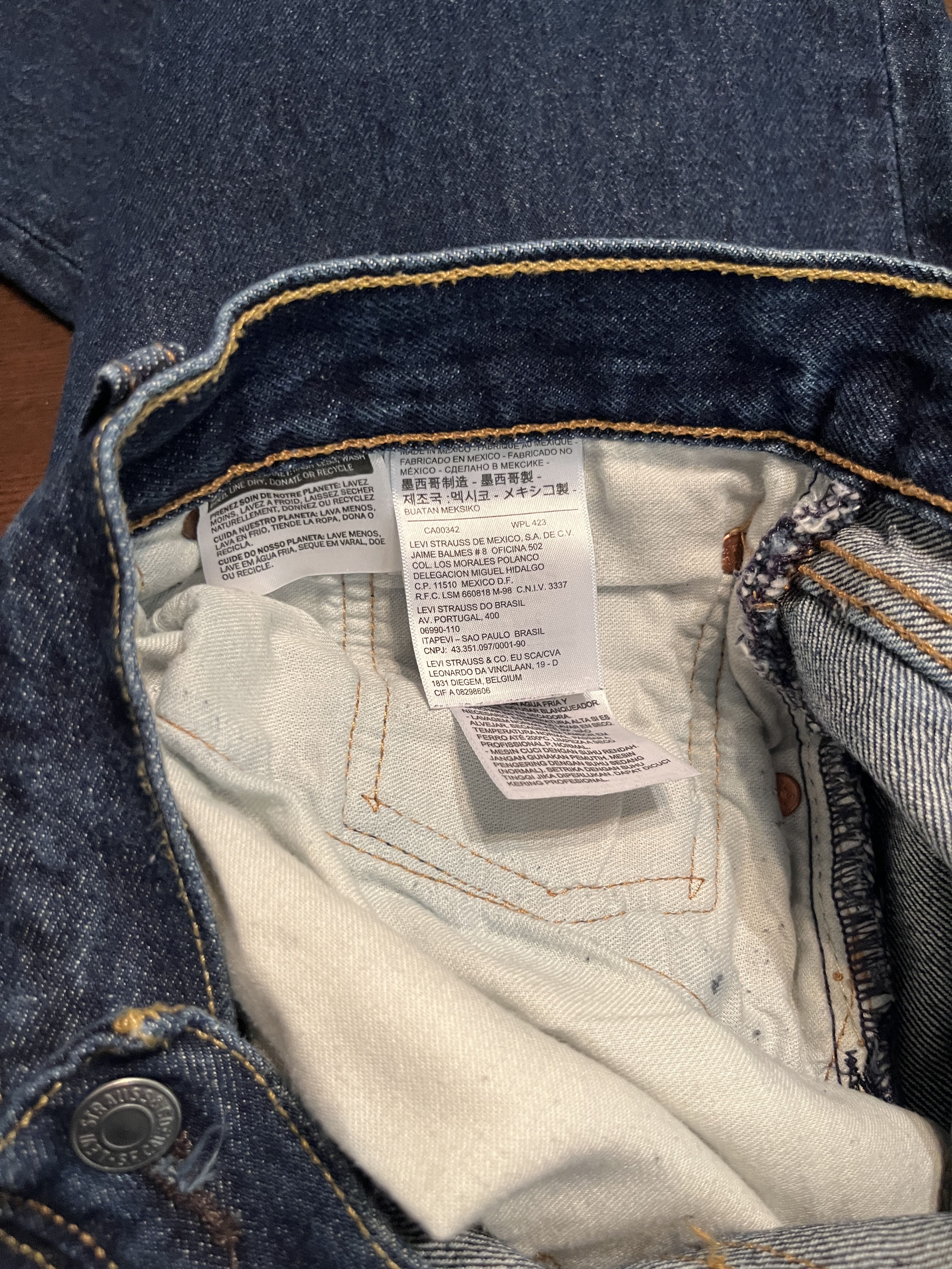 Levi's Vintage Clothing Mint 1996 Levi’s 501 Made in USA Button Fly Jeans 40x30 Size US 40 / EU 56 - 5 Thumbnail