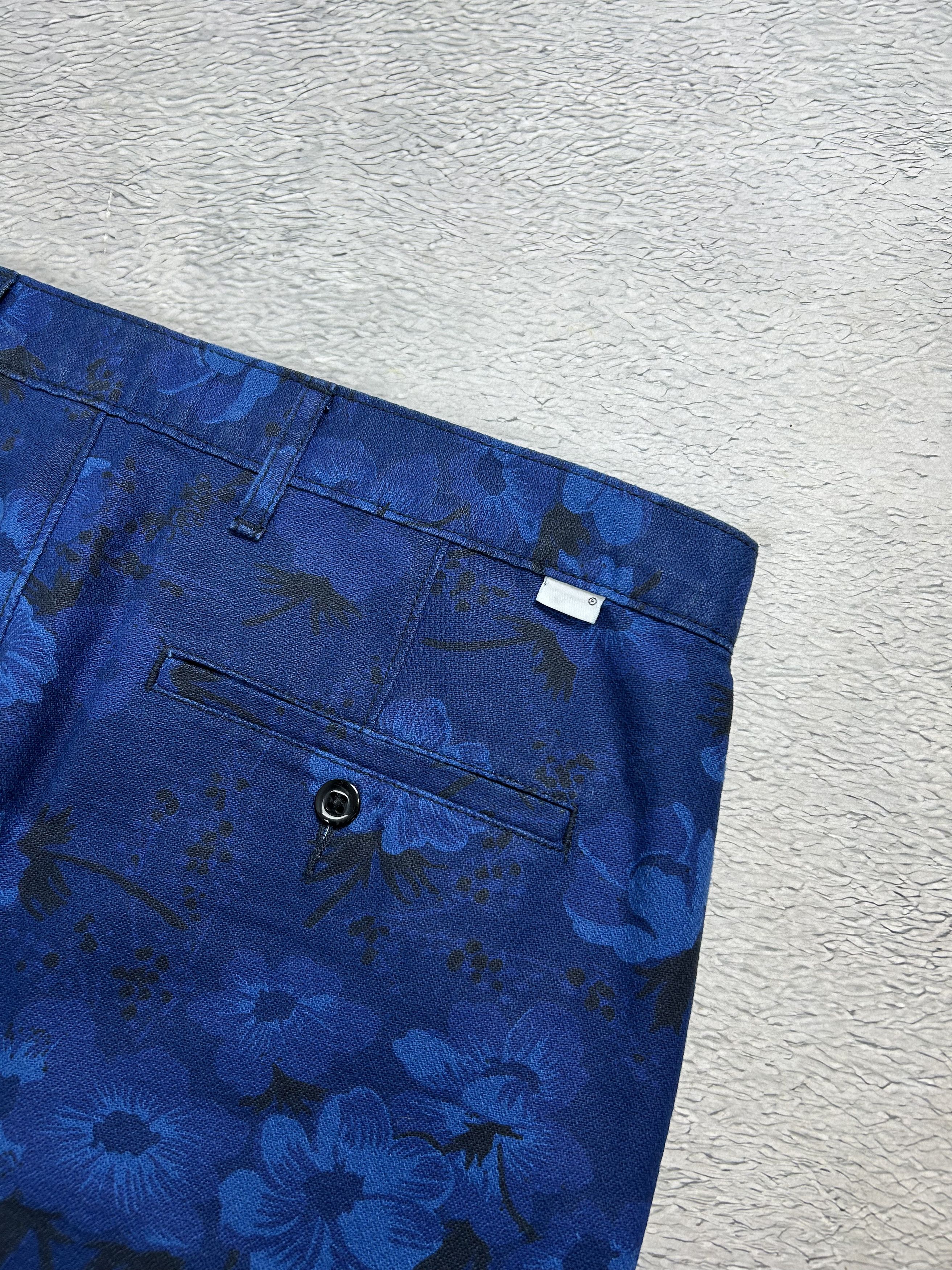Levi's Levi's Shorts Hawaii Floral Cotton casual Oldmoney style Size US 34 / EU 50 - 2 Thumbnail