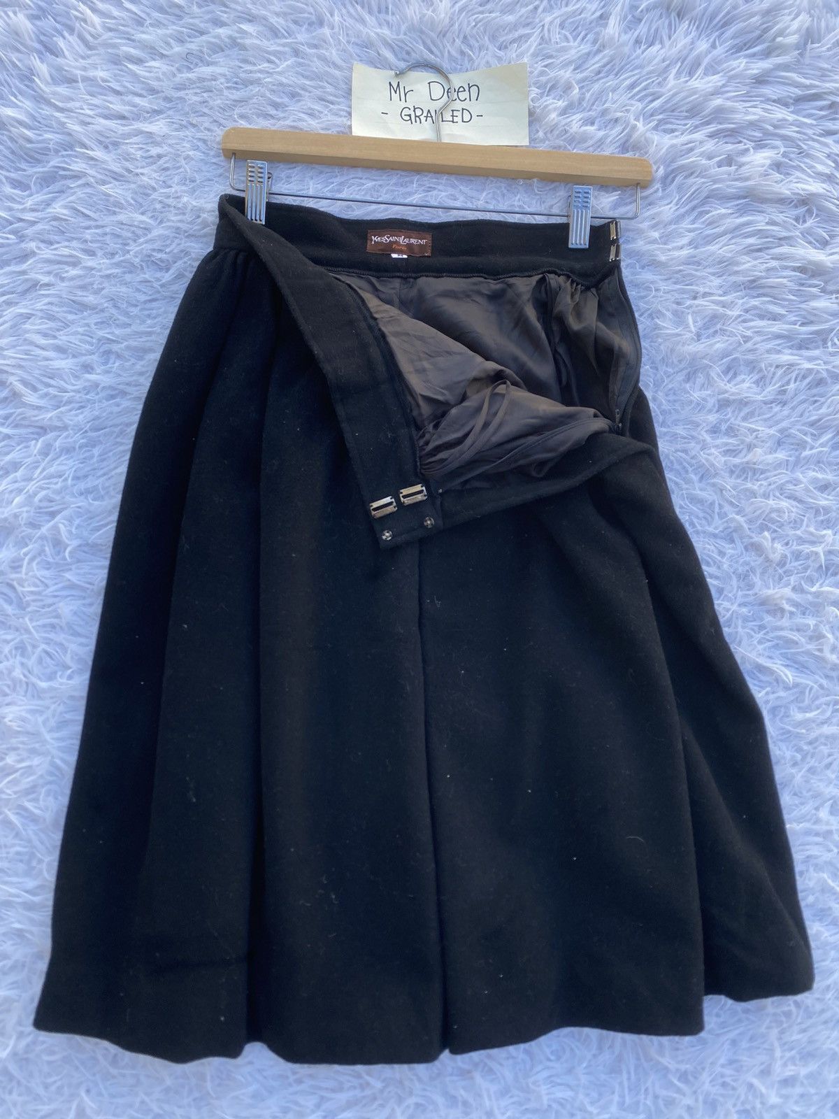 Yves Saint Laurent Rare Vintage Yves Saint Laurent YSL Wool Skirt Size 25" / US 0 / IT 36 - 7 Thumbnail