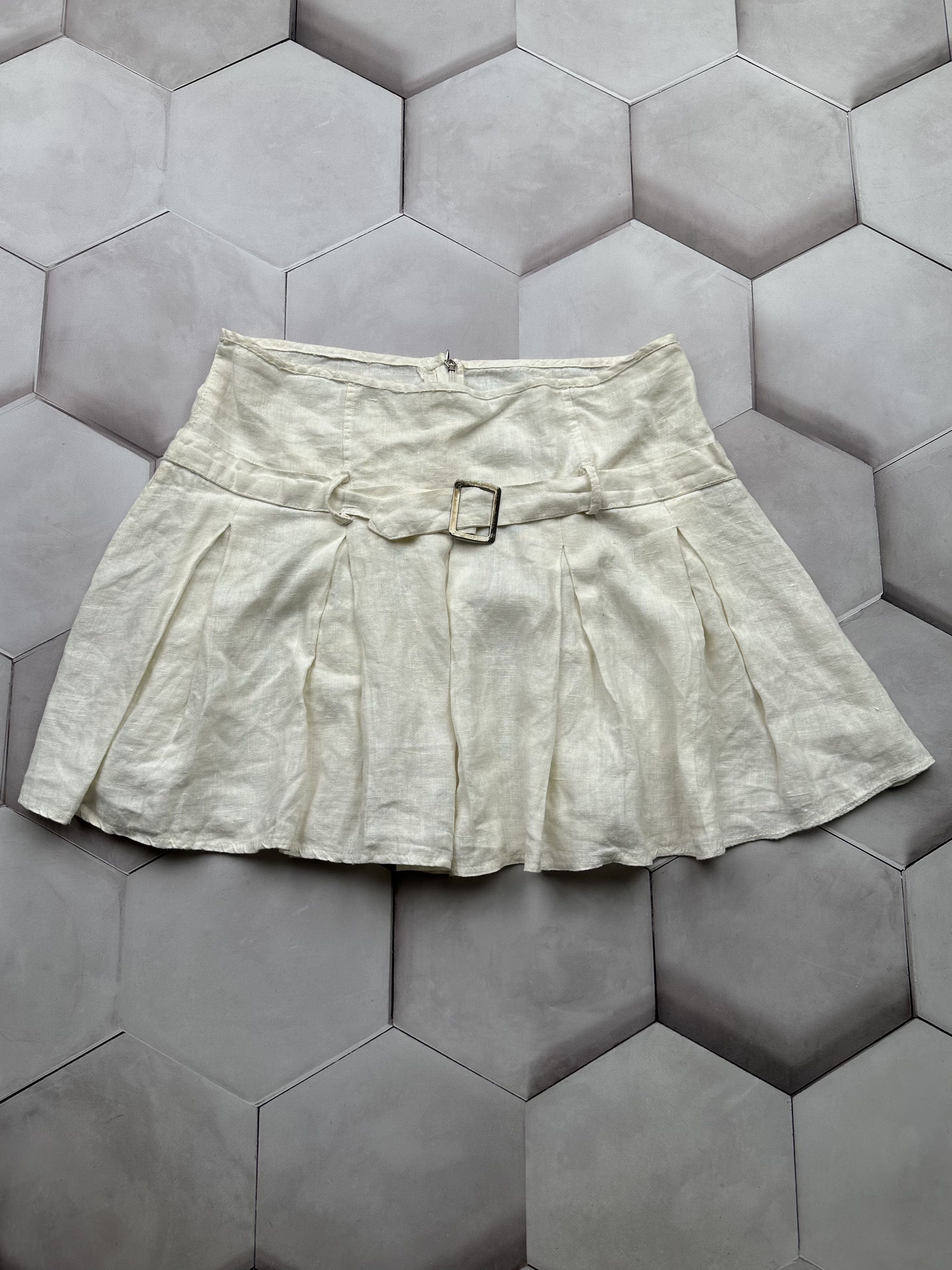 image of Avant Garde x Vintage Flare Mini Skirt in White, Women's (Size 32)